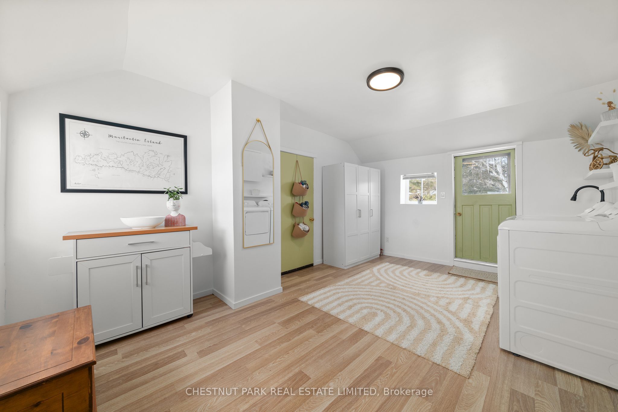 217 Elmbrook Road Property Photo 5