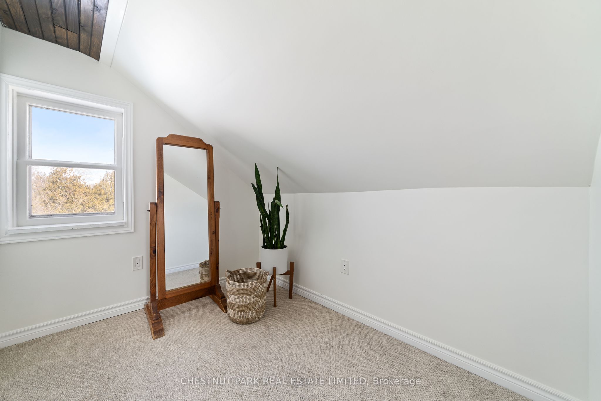 217 Elmbrook Road Property Photo 31