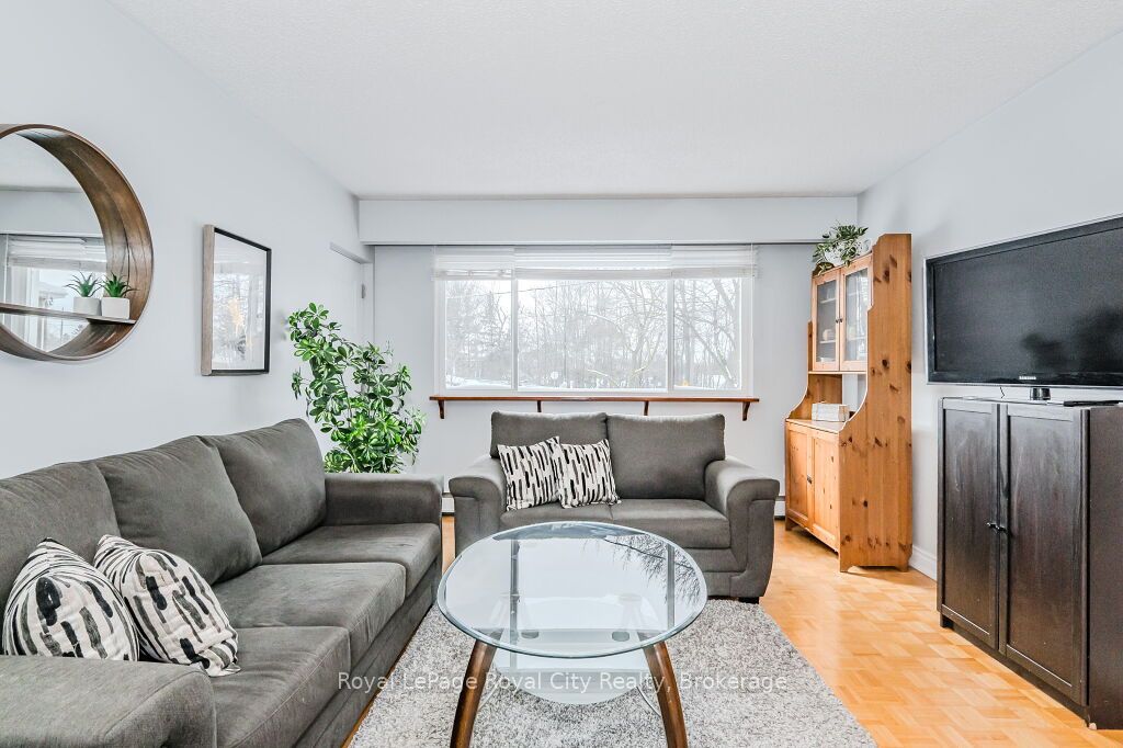 #107 - 1 Sunnylea Crescent Property Photo 4