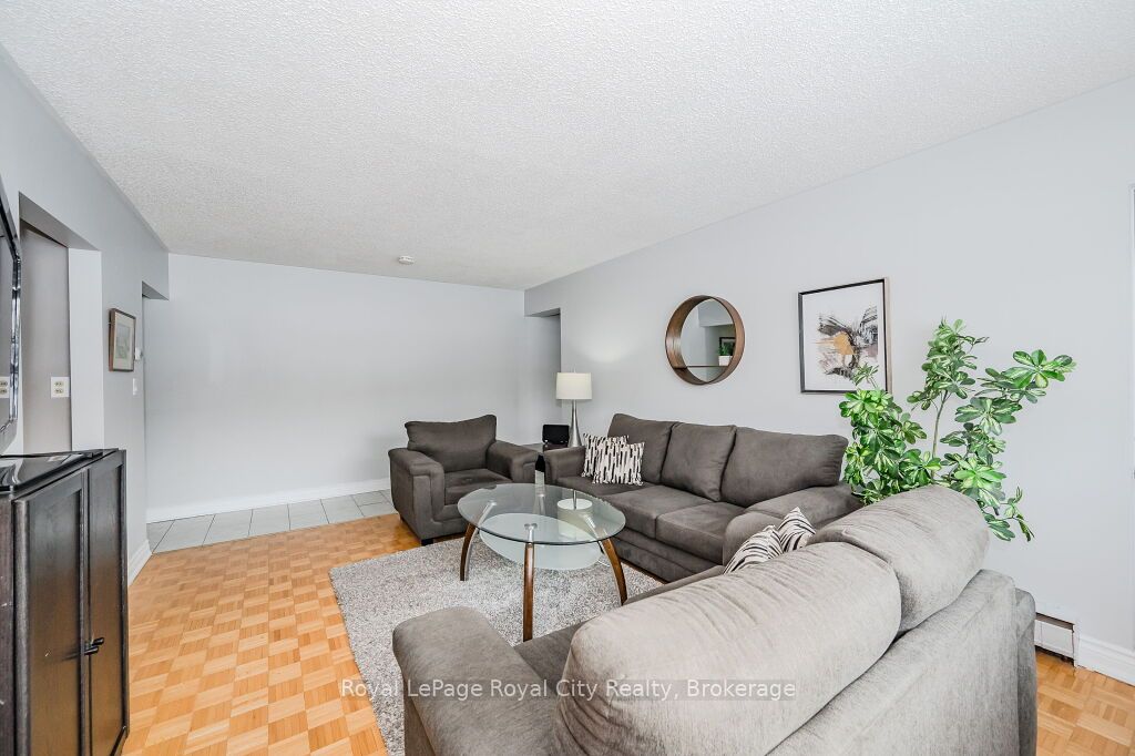 #107 - 1 Sunnylea Crescent Property Photo 5