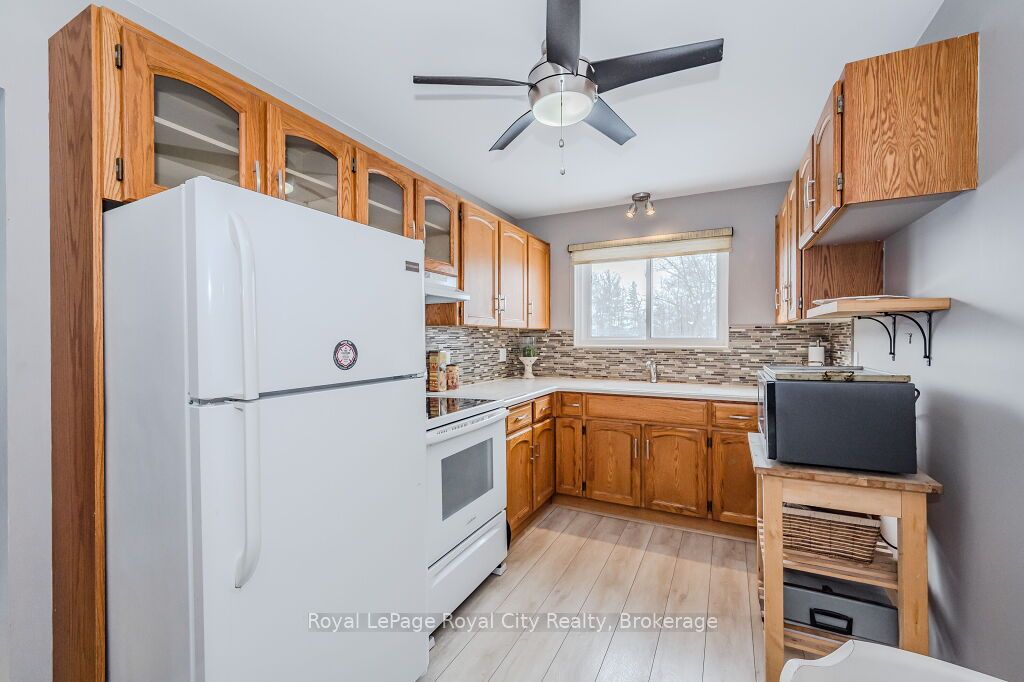 #107 - 1 Sunnylea Crescent Property Photo 8