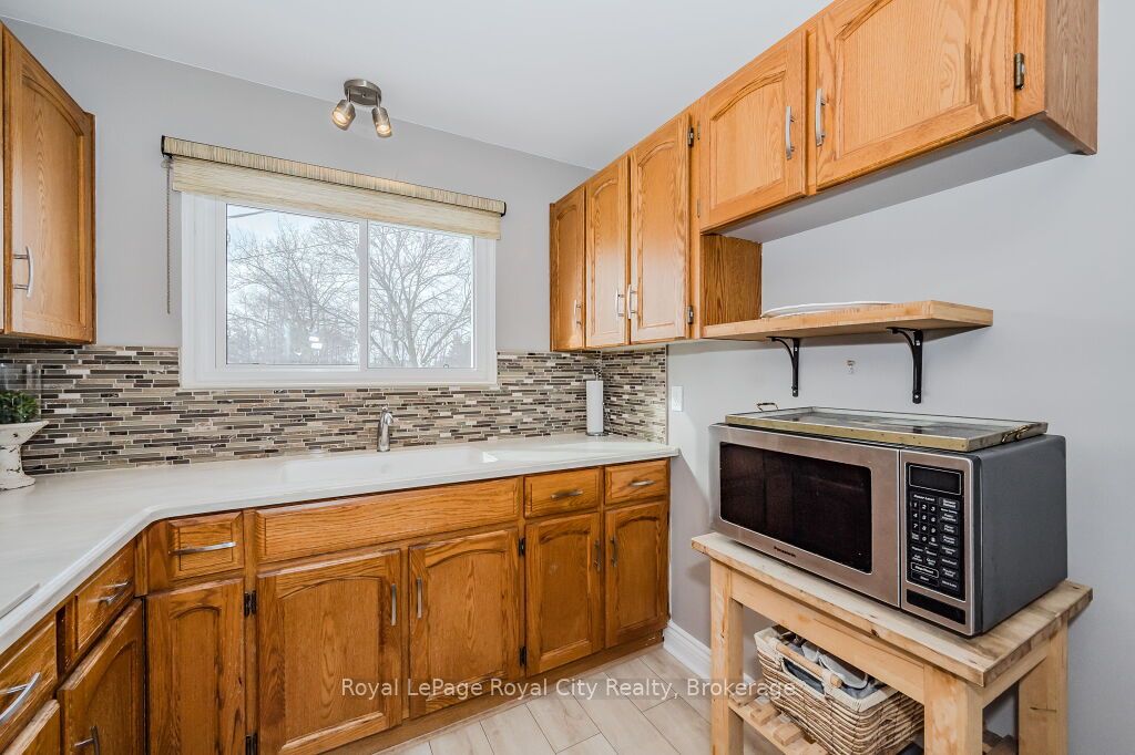 #107 - 1 Sunnylea Crescent Property Photo 10