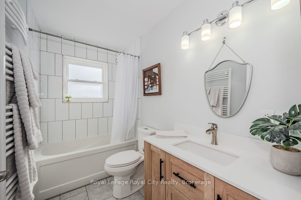 #107 - 1 Sunnylea Crescent Property Photo 17