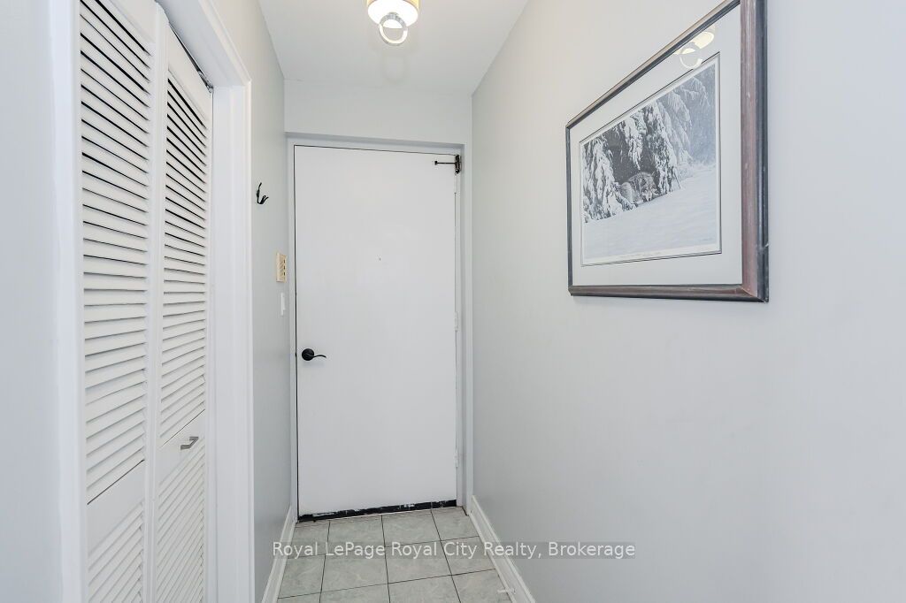 #107 - 1 Sunnylea Crescent Property Photo 24
