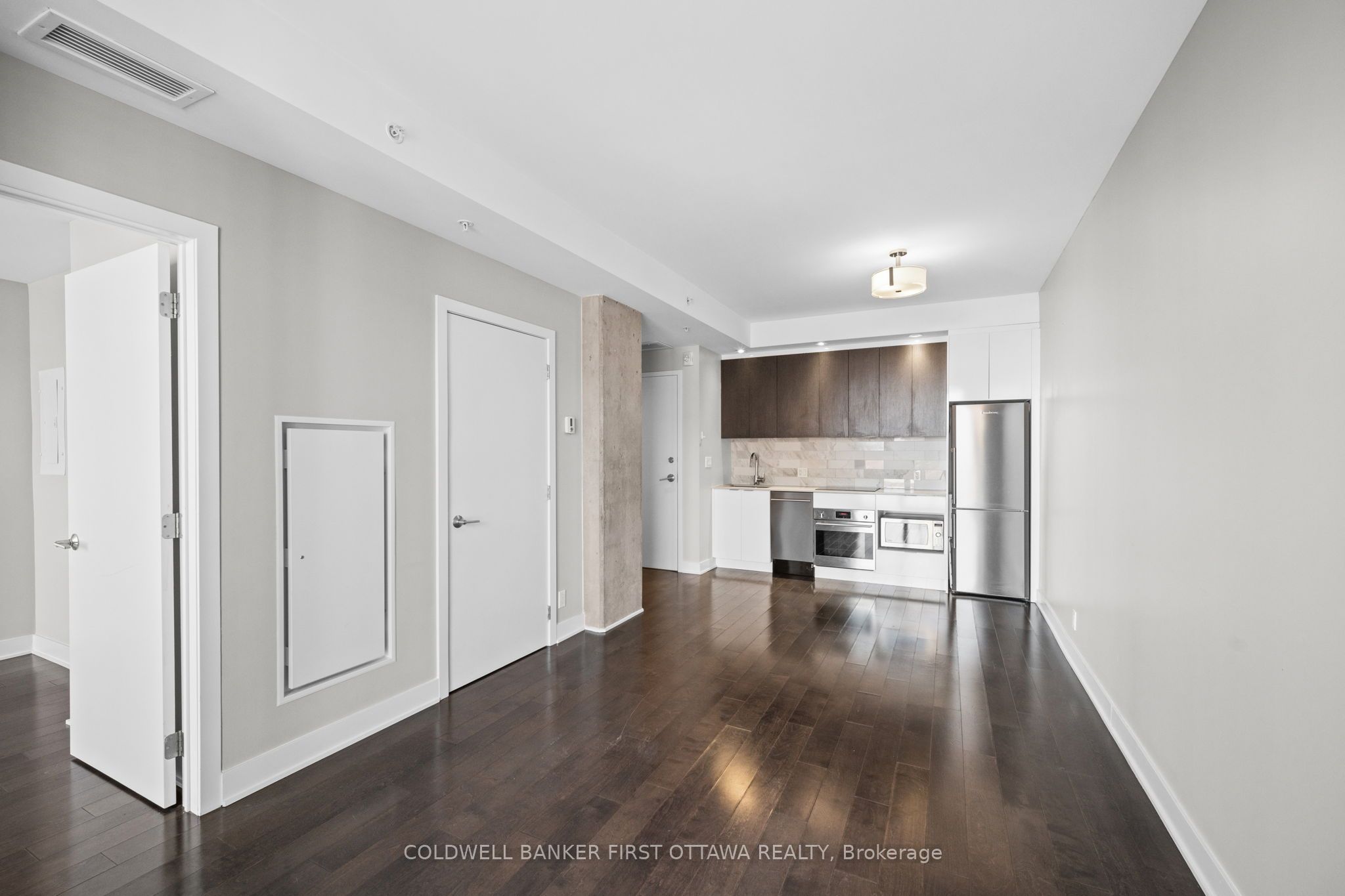 #1605 - 20 Daly Avenue Property Photo 8