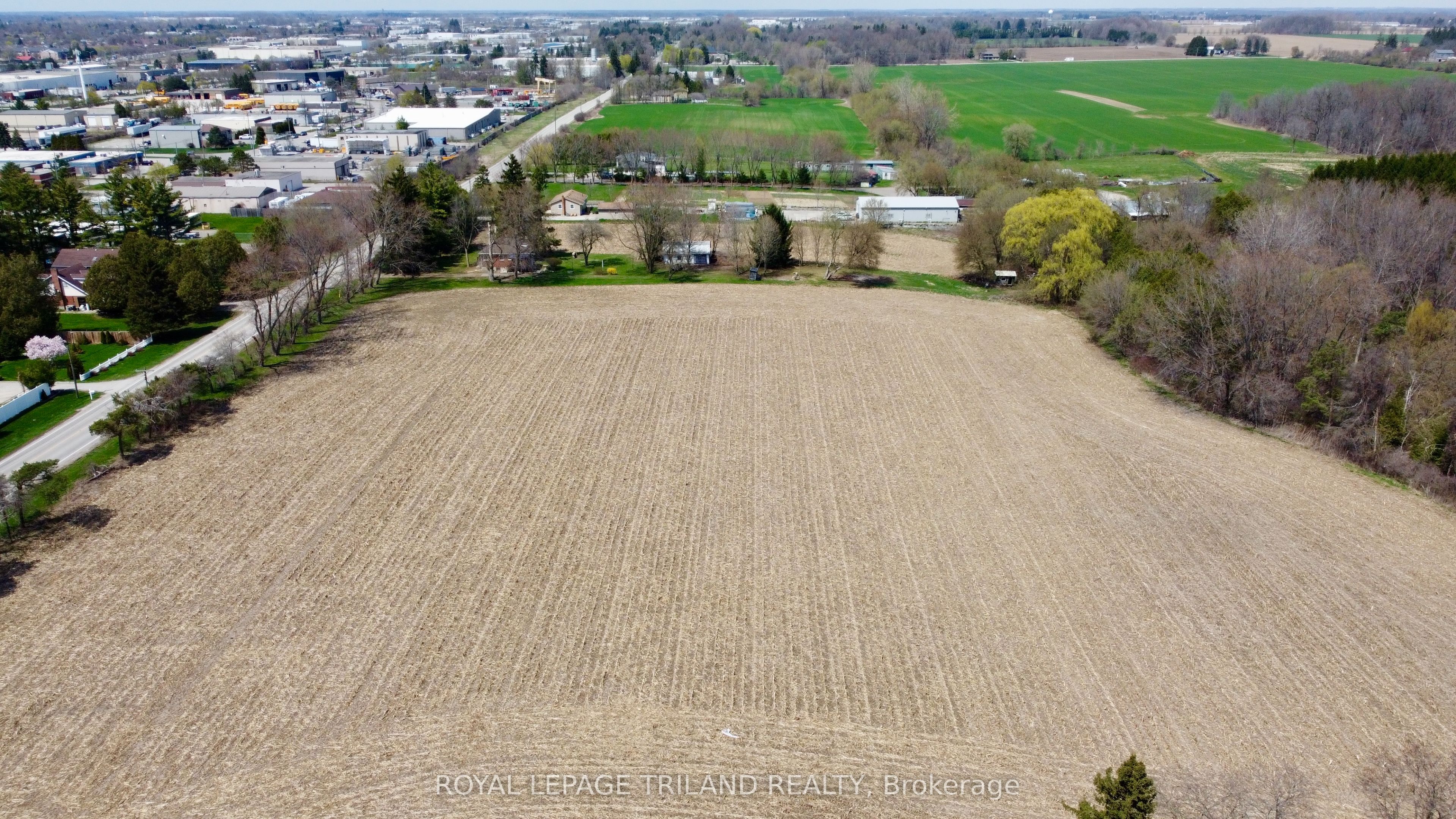 558 Crumlin Sideroad Property Photo 28