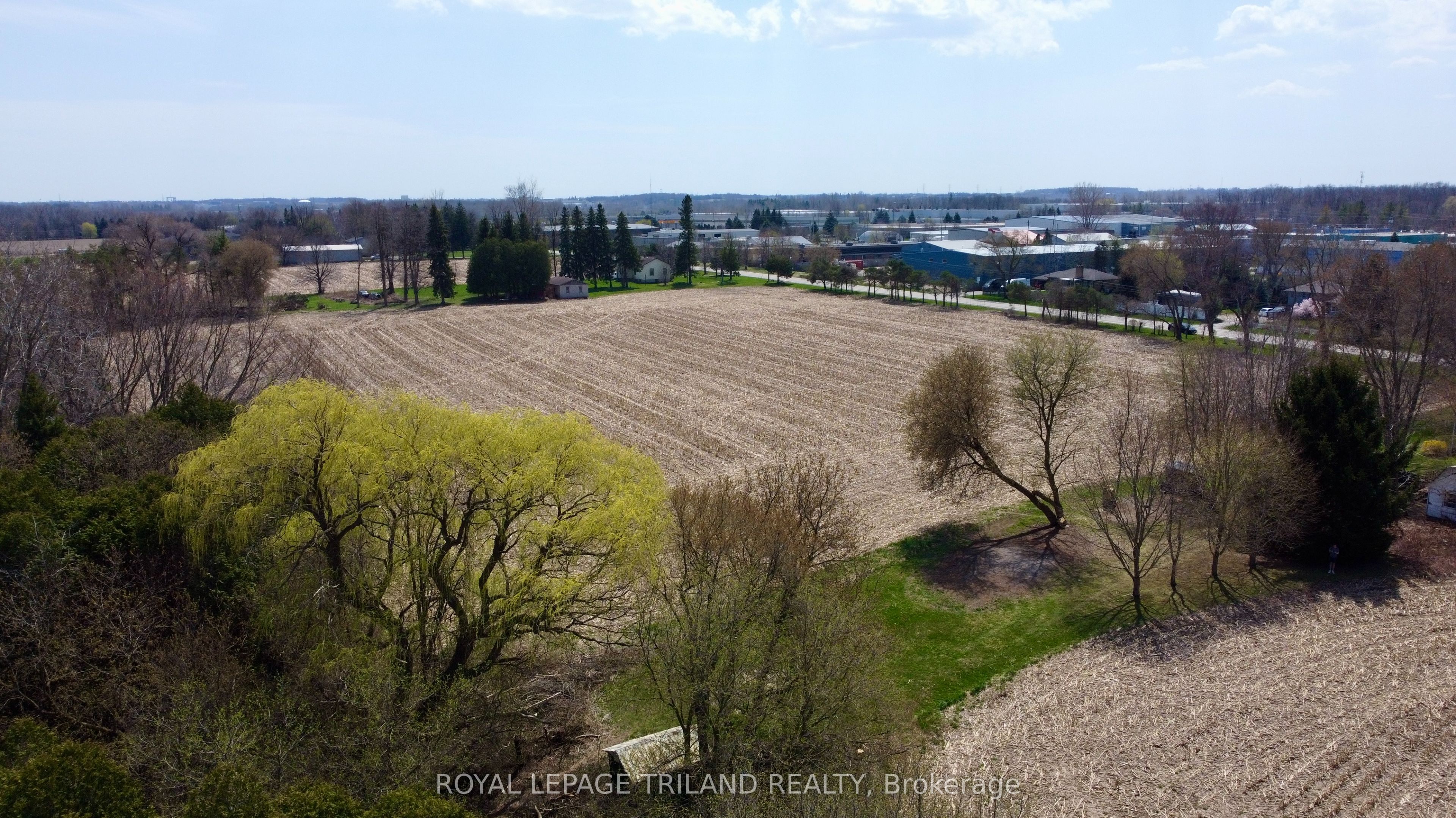 558 Crumlin Sideroad Property Photo 29