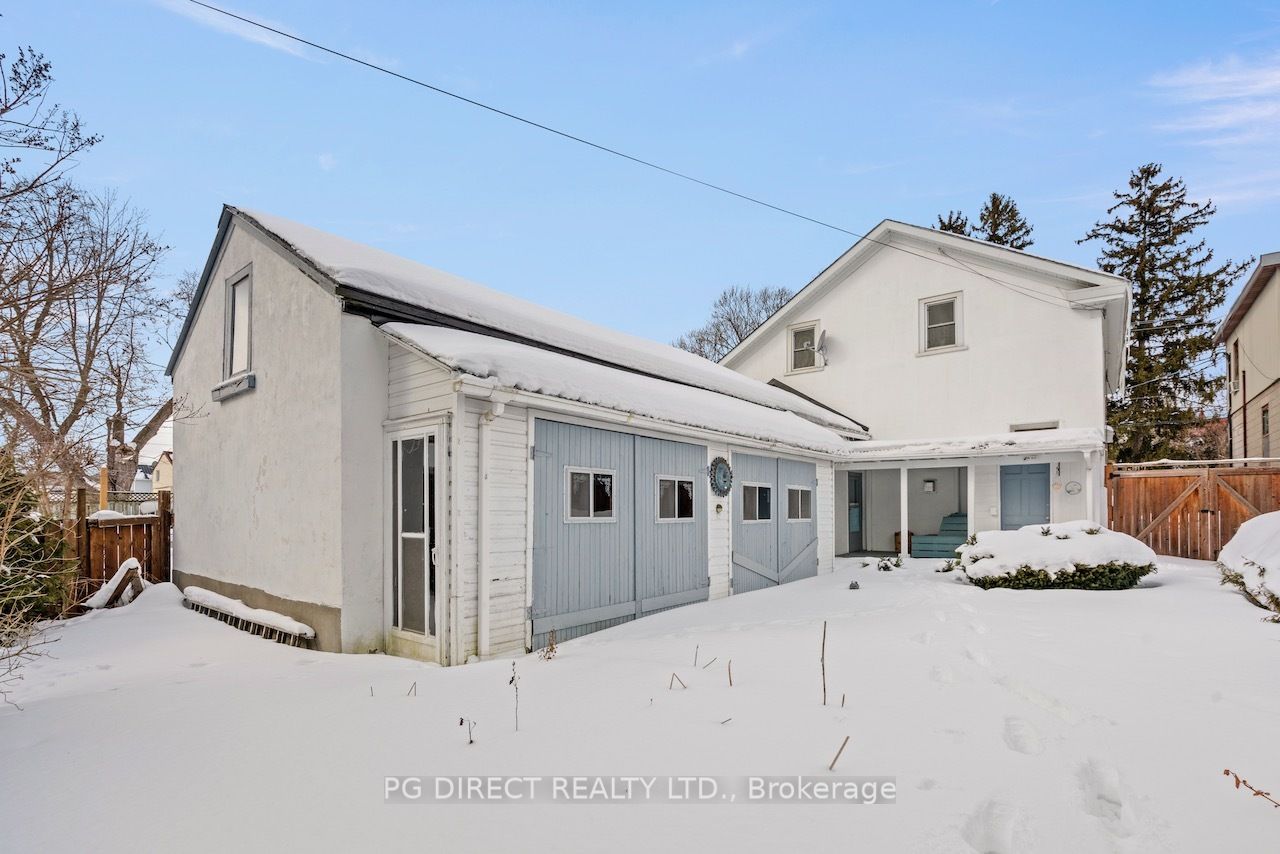 219 Henry Street Property Photo 2