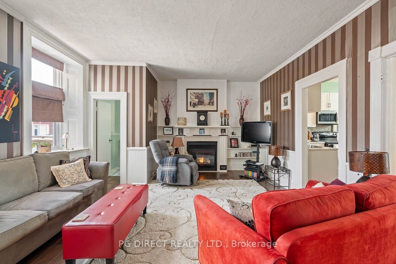219 Henry Street Property Photo 8