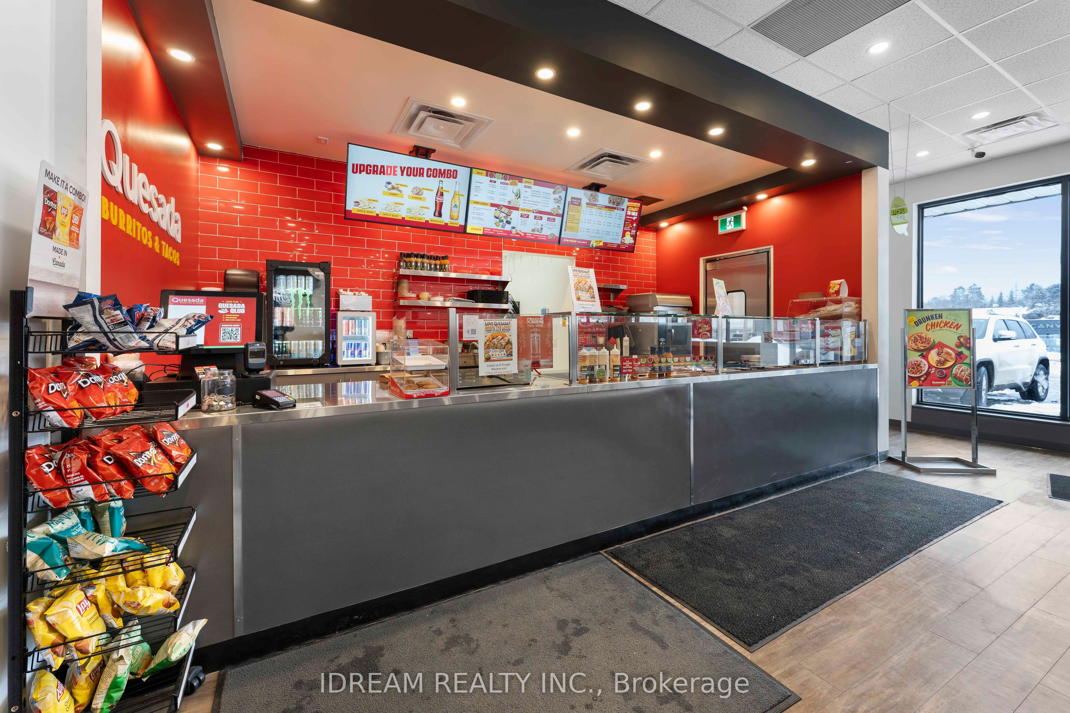 #c - 99 Main Street Property Photo 2