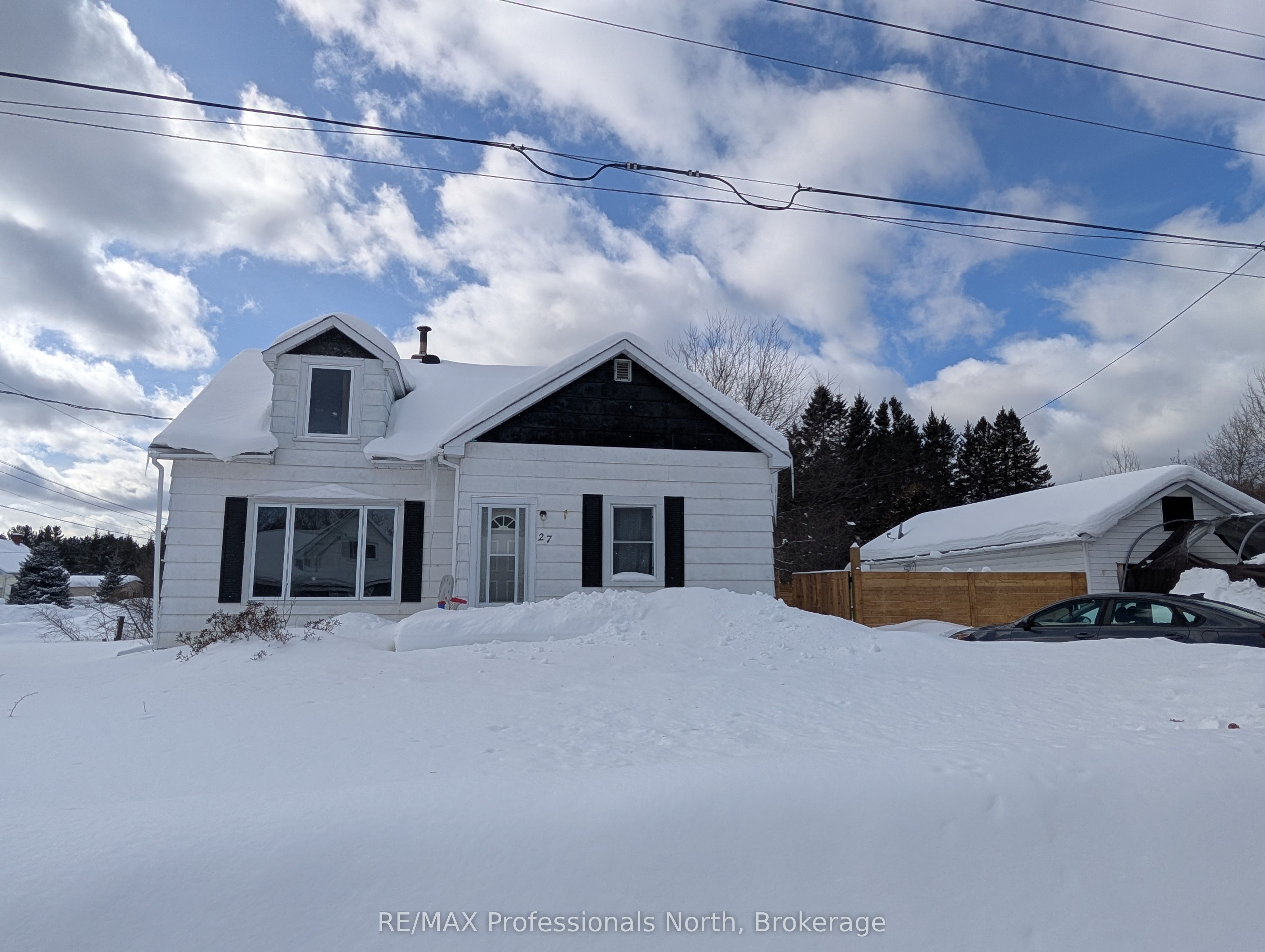 27 Lincoln Avenue Property Photo