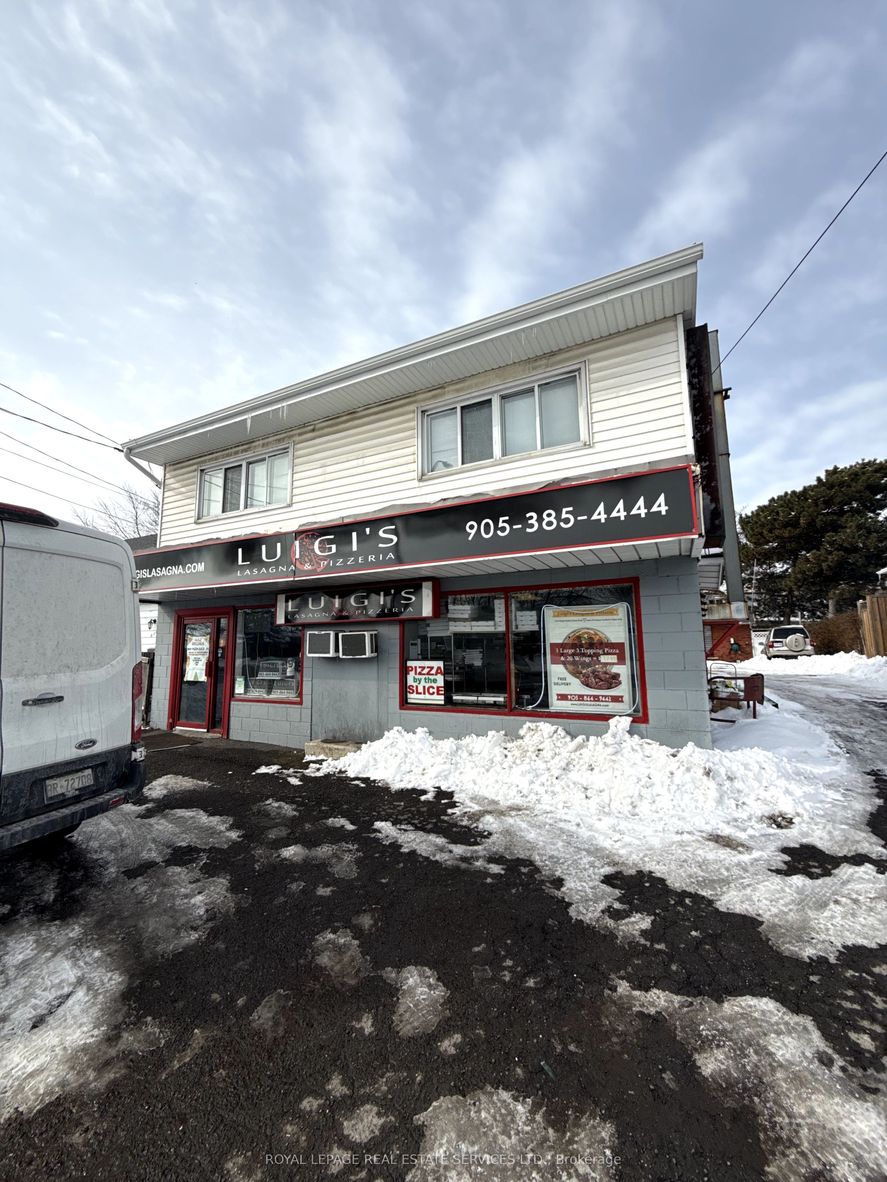 872 Upper Sherman Avenue Property Photo 1