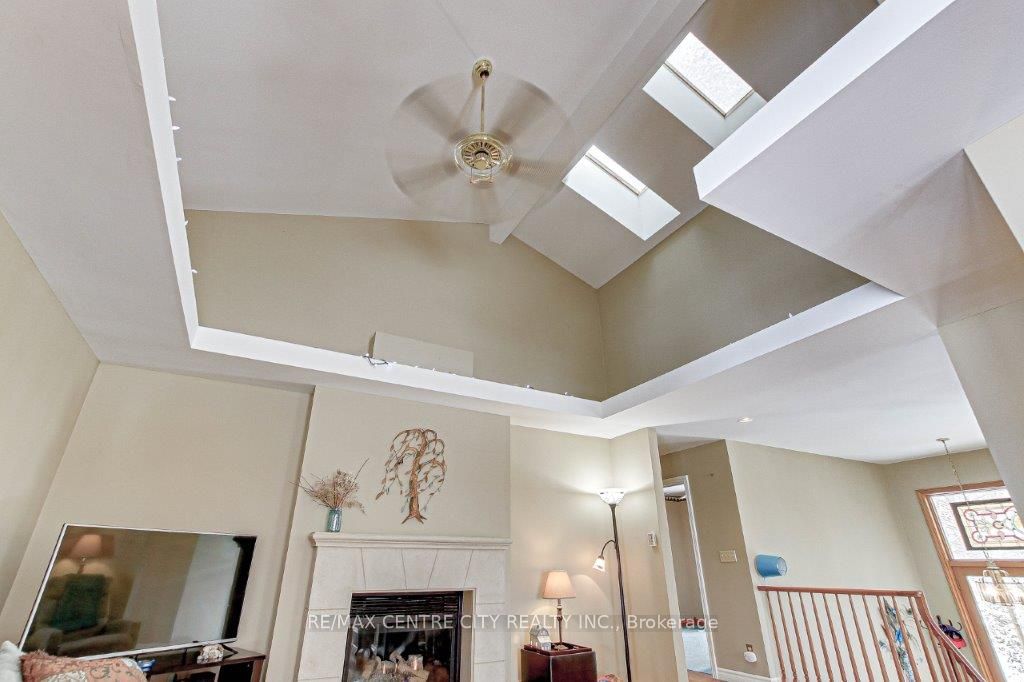 34639 Third Line Property Photo 6