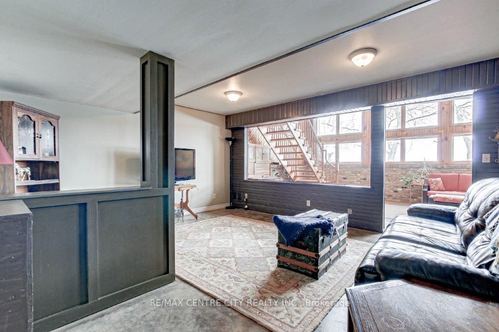 34639 Third Line Property Photo 27