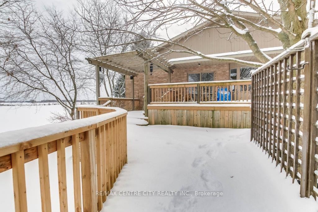 34639 Third Line Property Photo 36