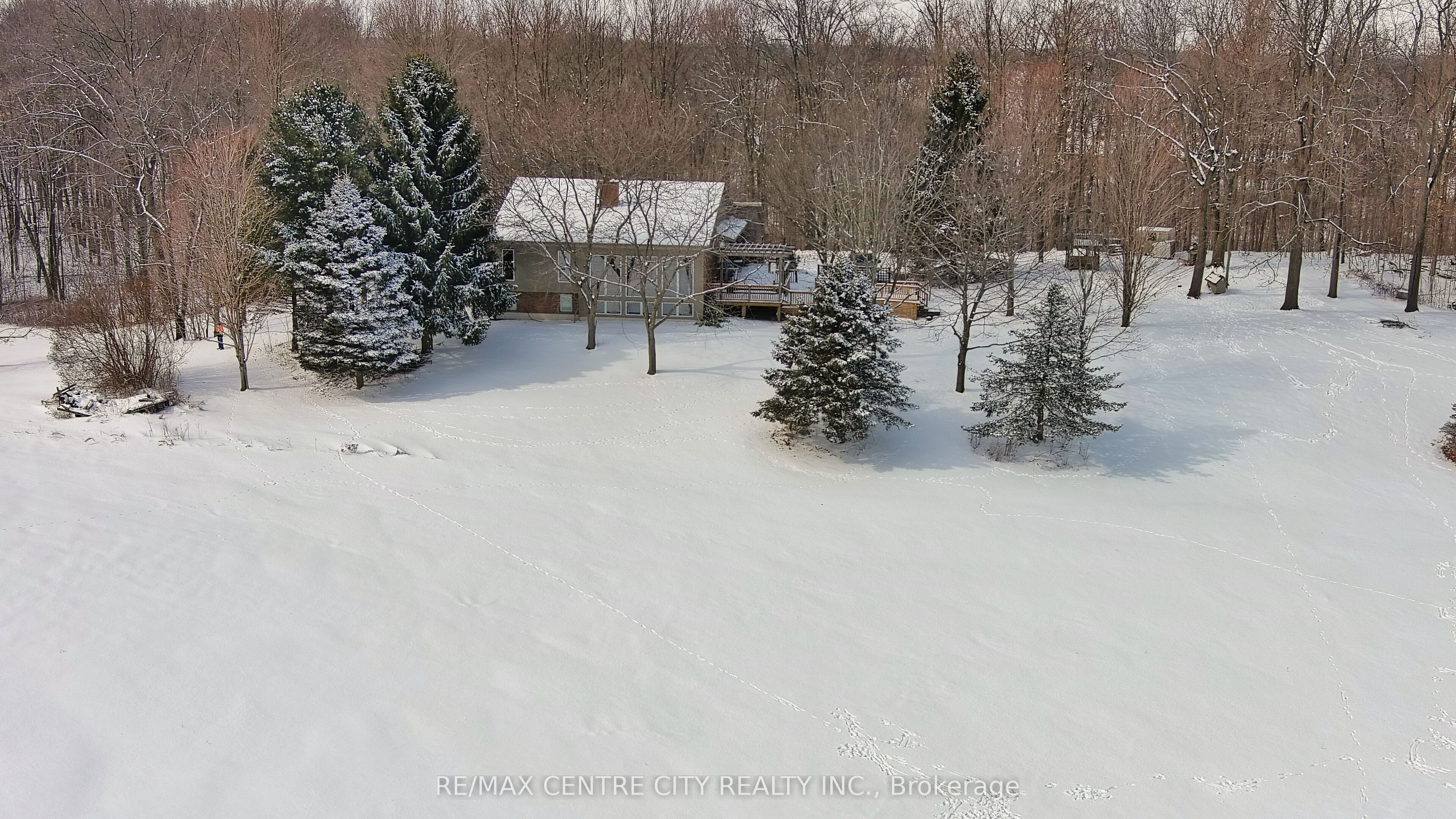 34639 Third Line Property Photo 45