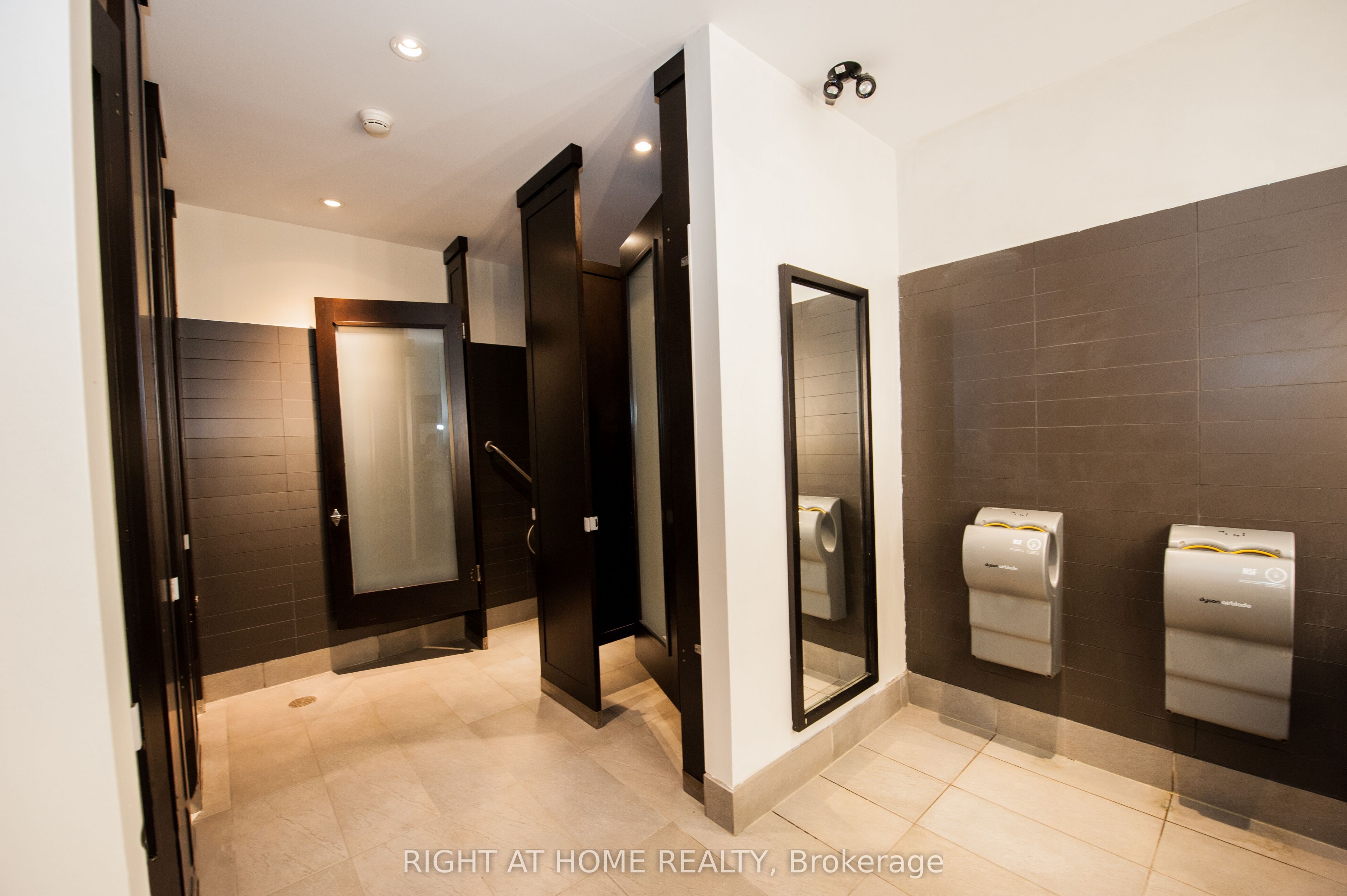 510 Hespeler Road Property Photo 33
