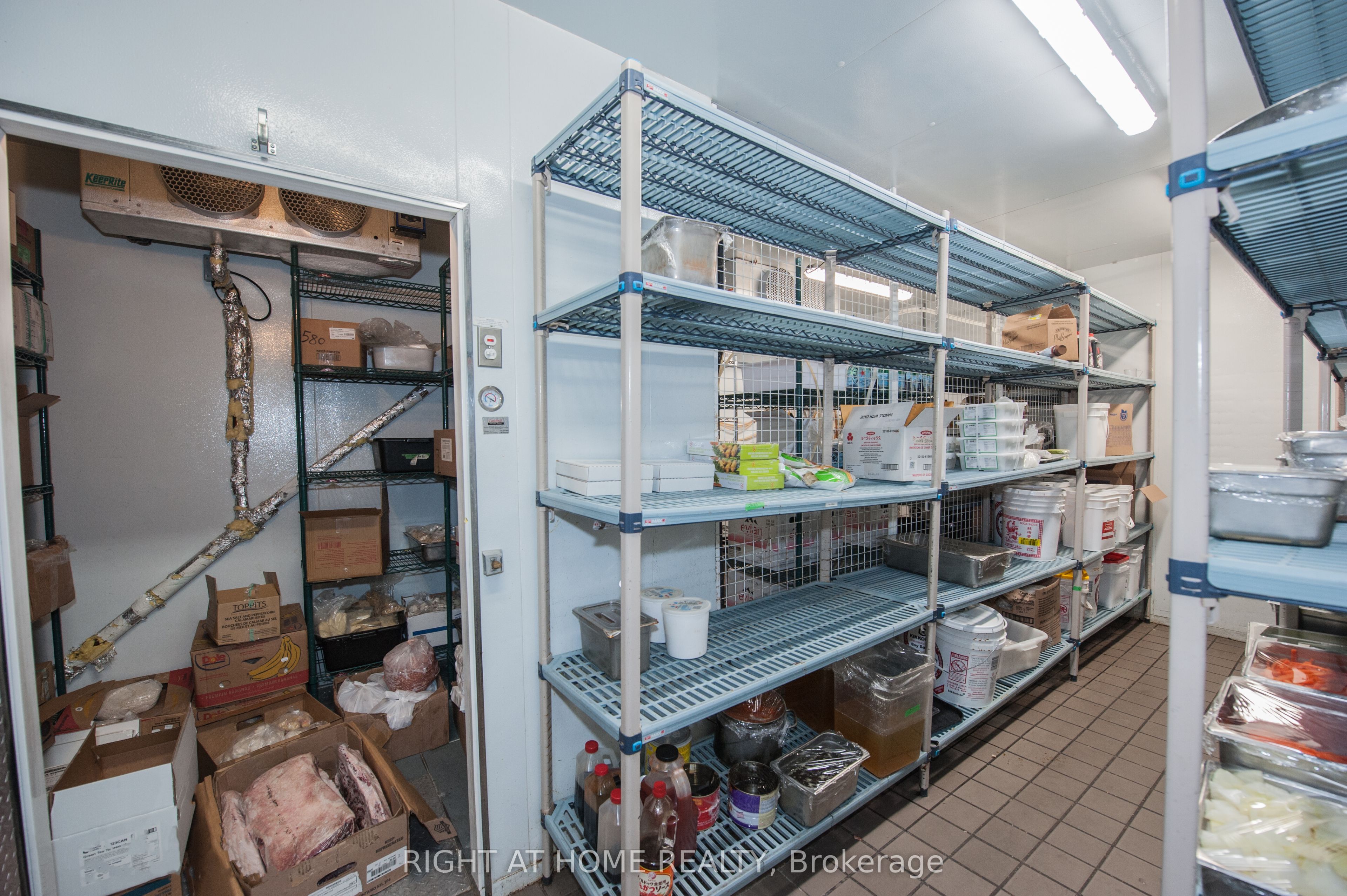 510 Hespeler Road Property Photo 37
