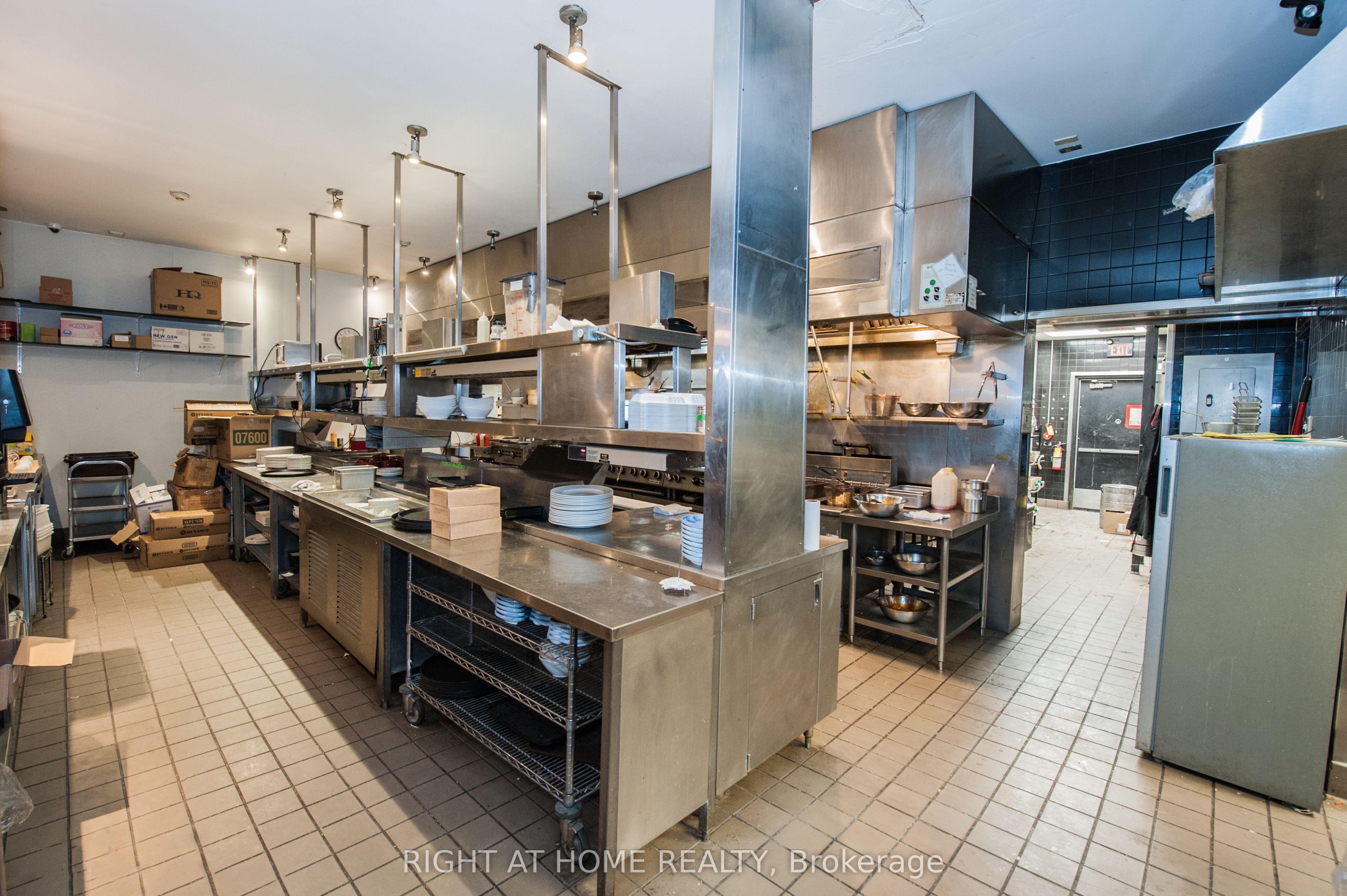 510 Hespeler Road Property Photo 39