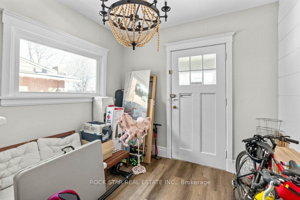 20 Holton Avenue Property Photo 36