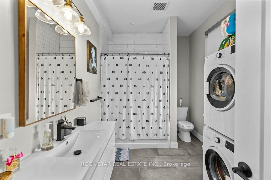 20 Holton Avenue Property Photo 48