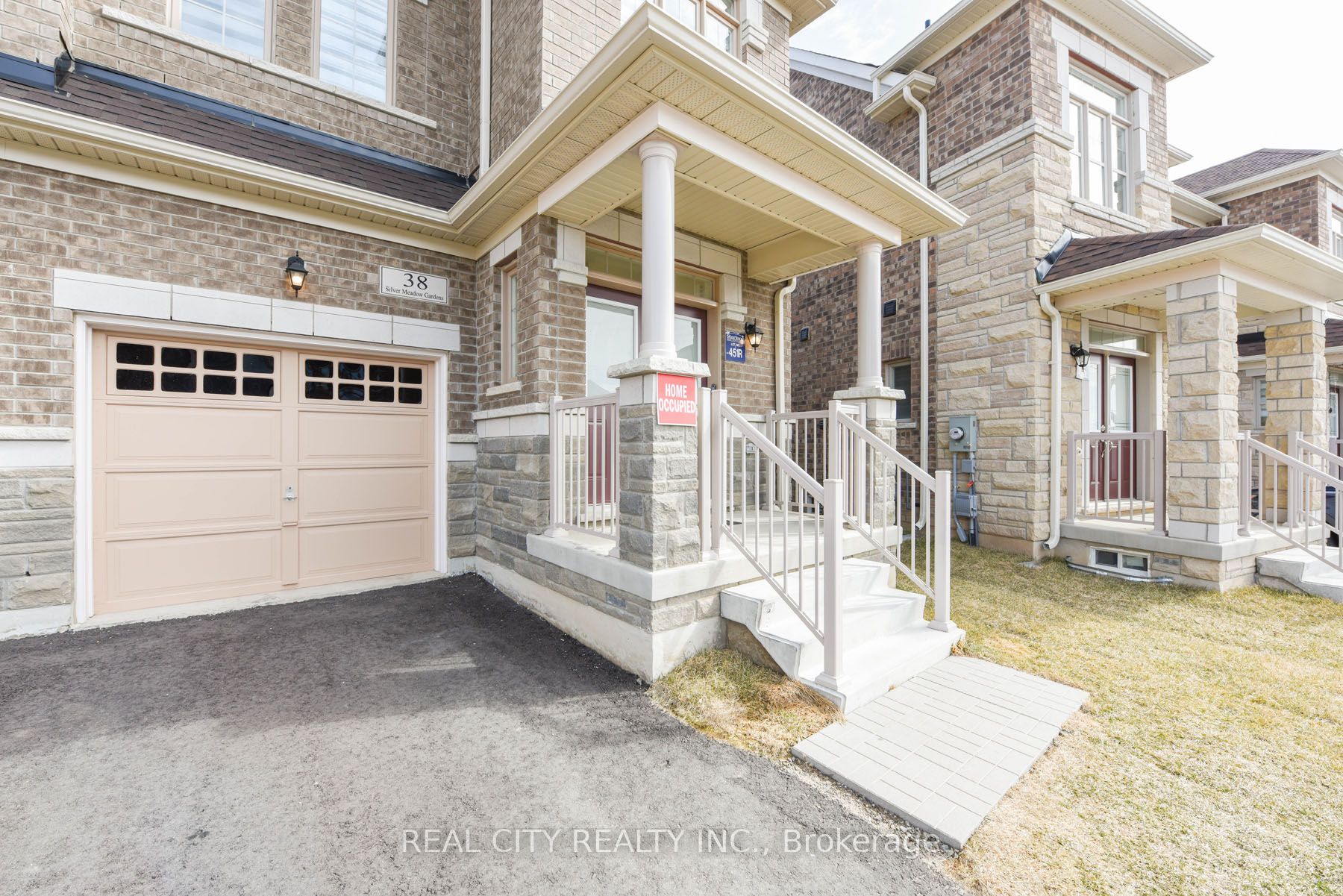38 Silver Meadow Gardens Property Photo 2