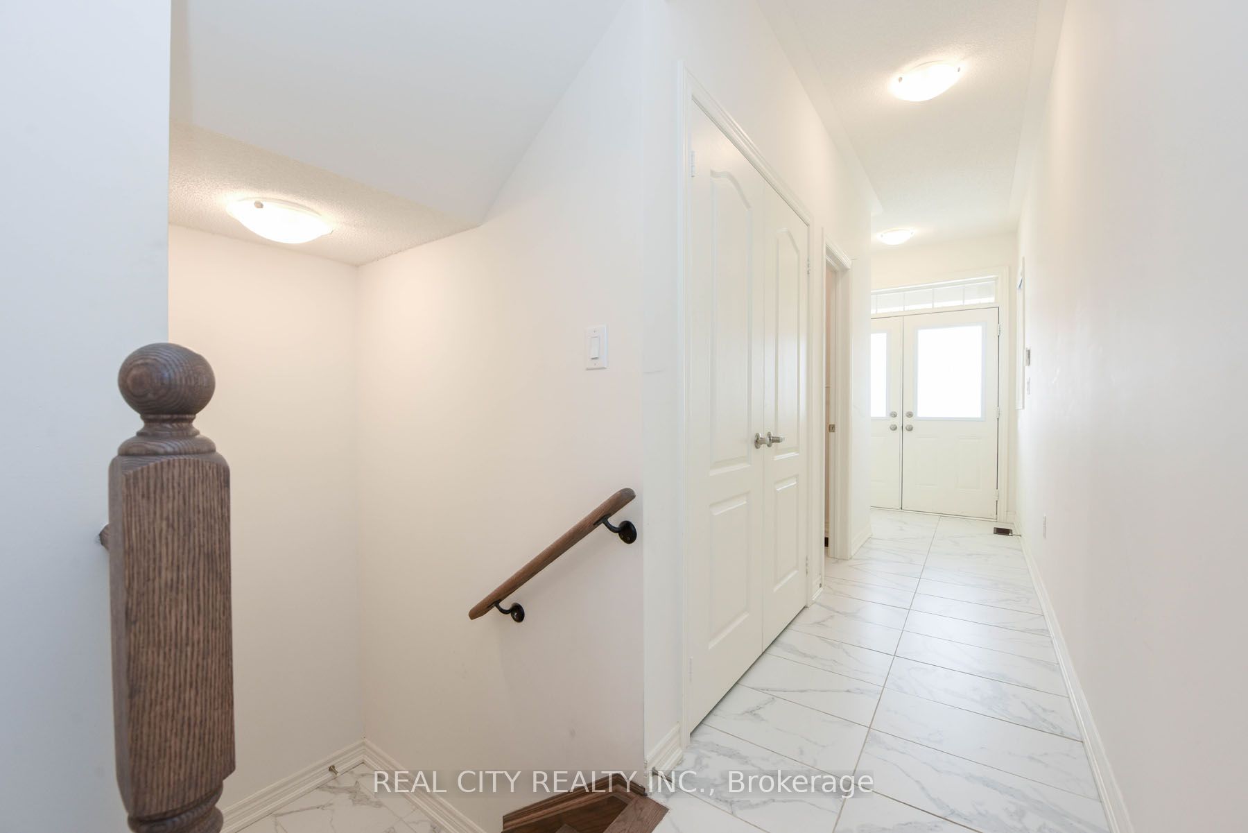 38 Silver Meadow Gardens Property Photo 5