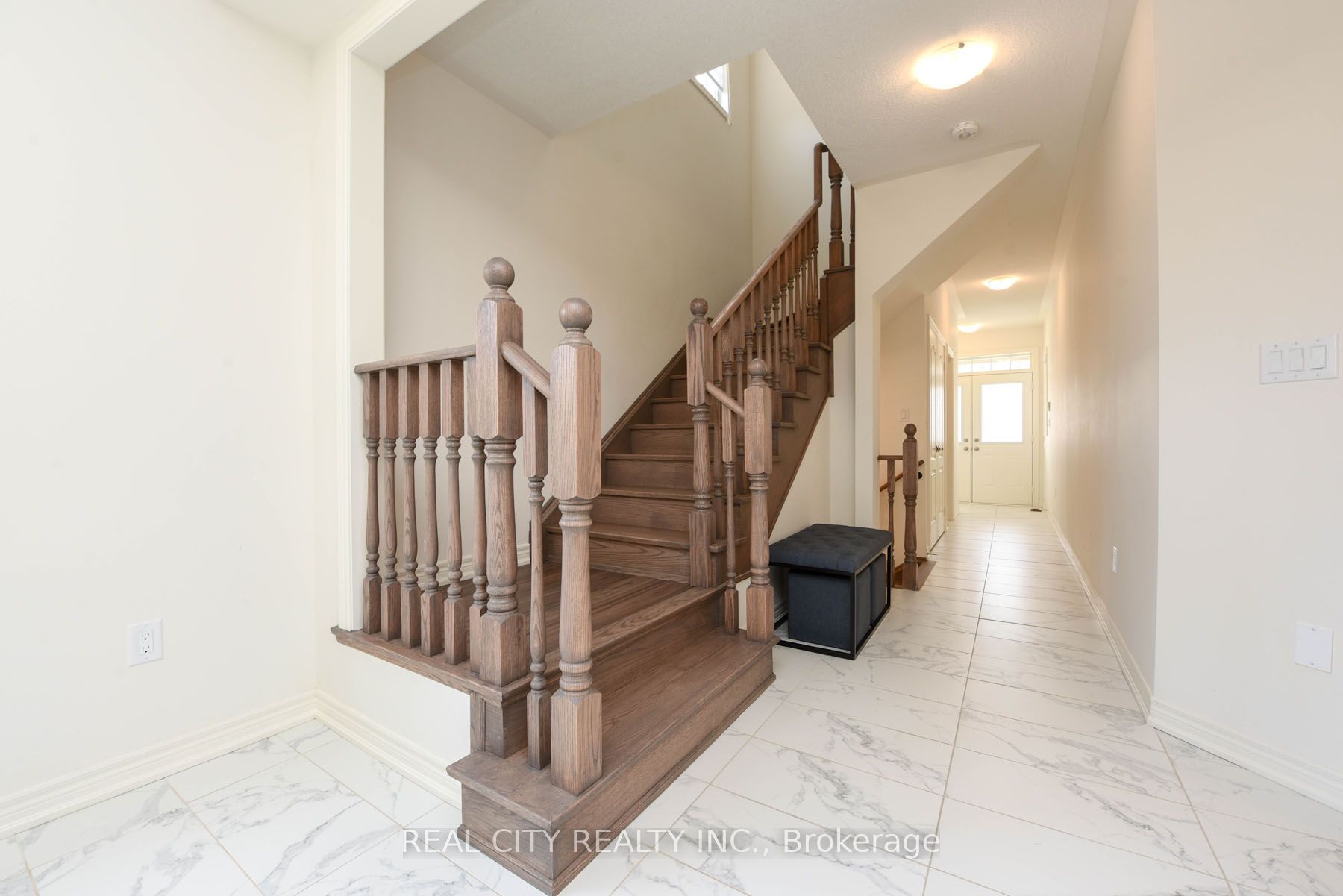 38 Silver Meadow Gardens Property Photo 6