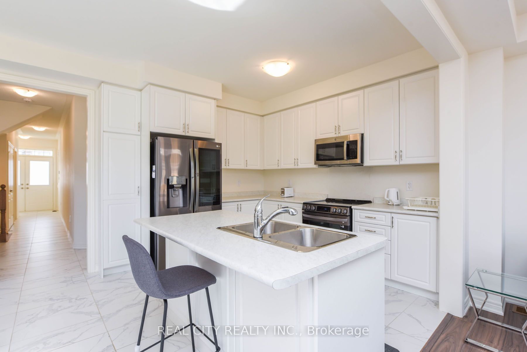 38 Silver Meadow Gardens Property Photo 11