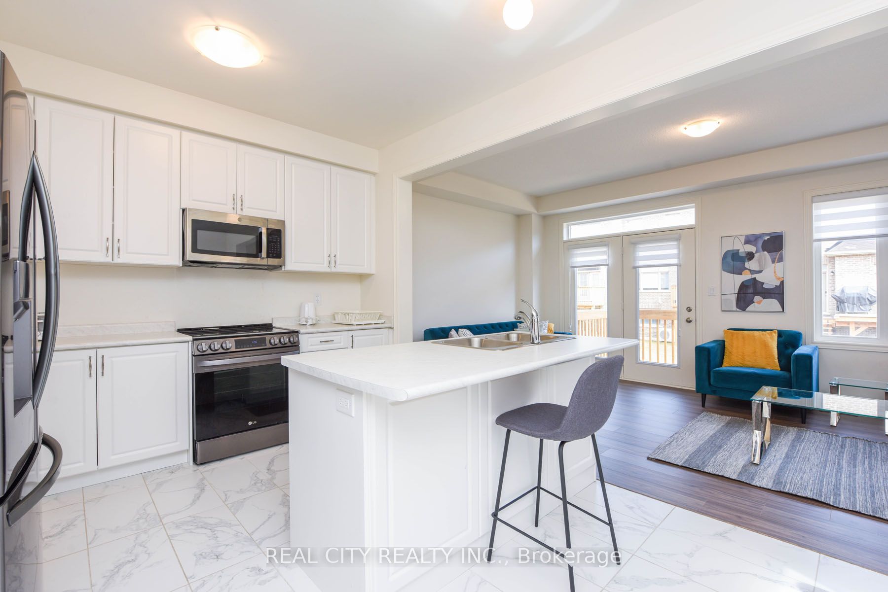 38 Silver Meadow Gardens Property Photo 12