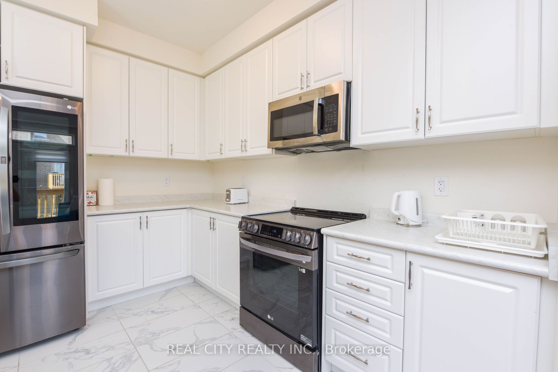 38 Silver Meadow Gardens Property Photo 13
