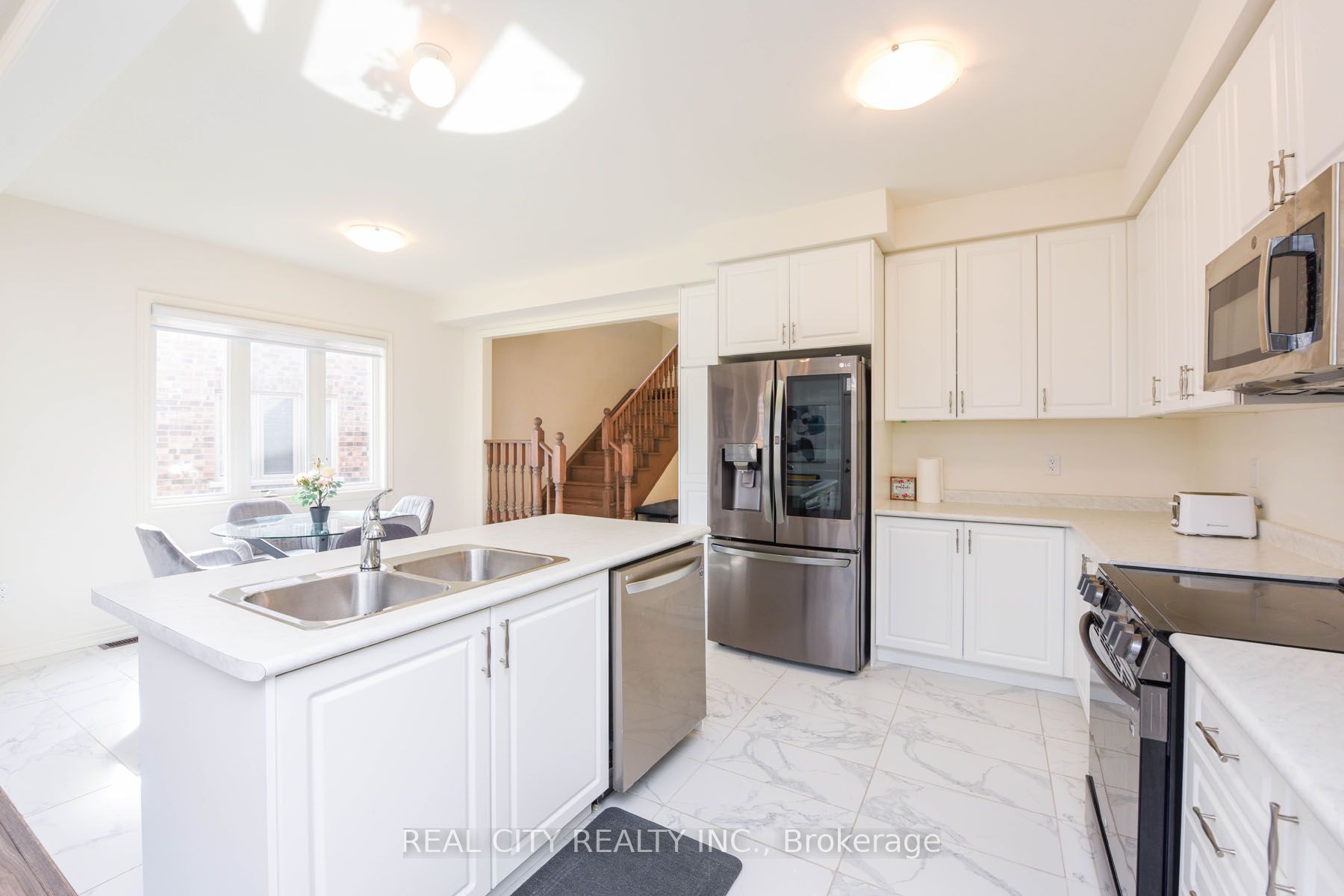 38 Silver Meadow Gardens Property Photo 14