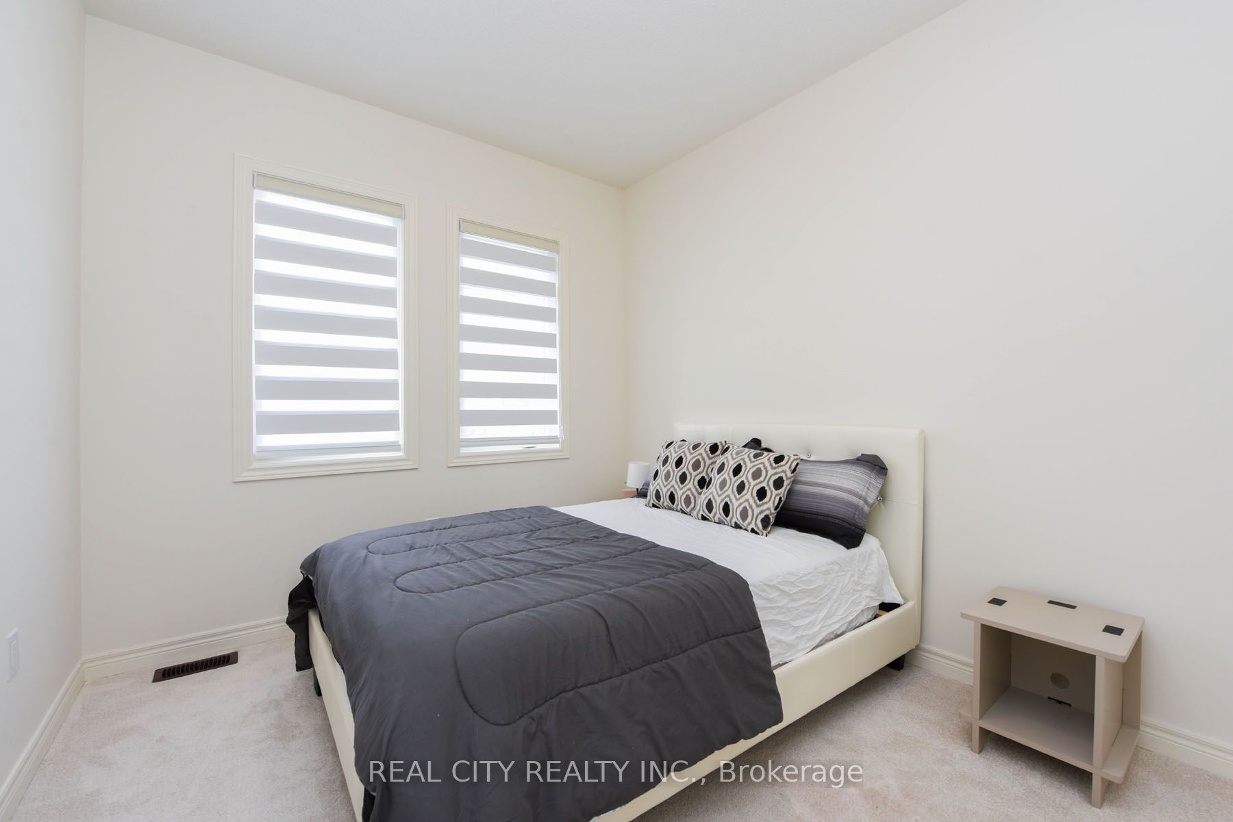 38 Silver Meadow Gardens Property Photo 20
