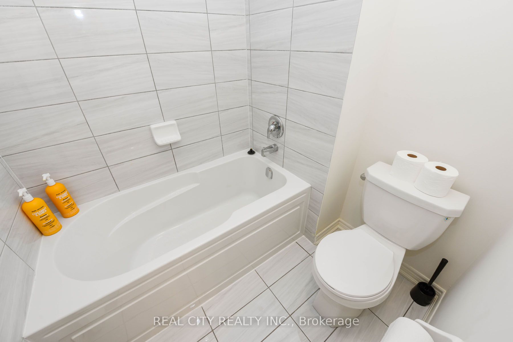 38 Silver Meadow Gardens Property Photo 26
