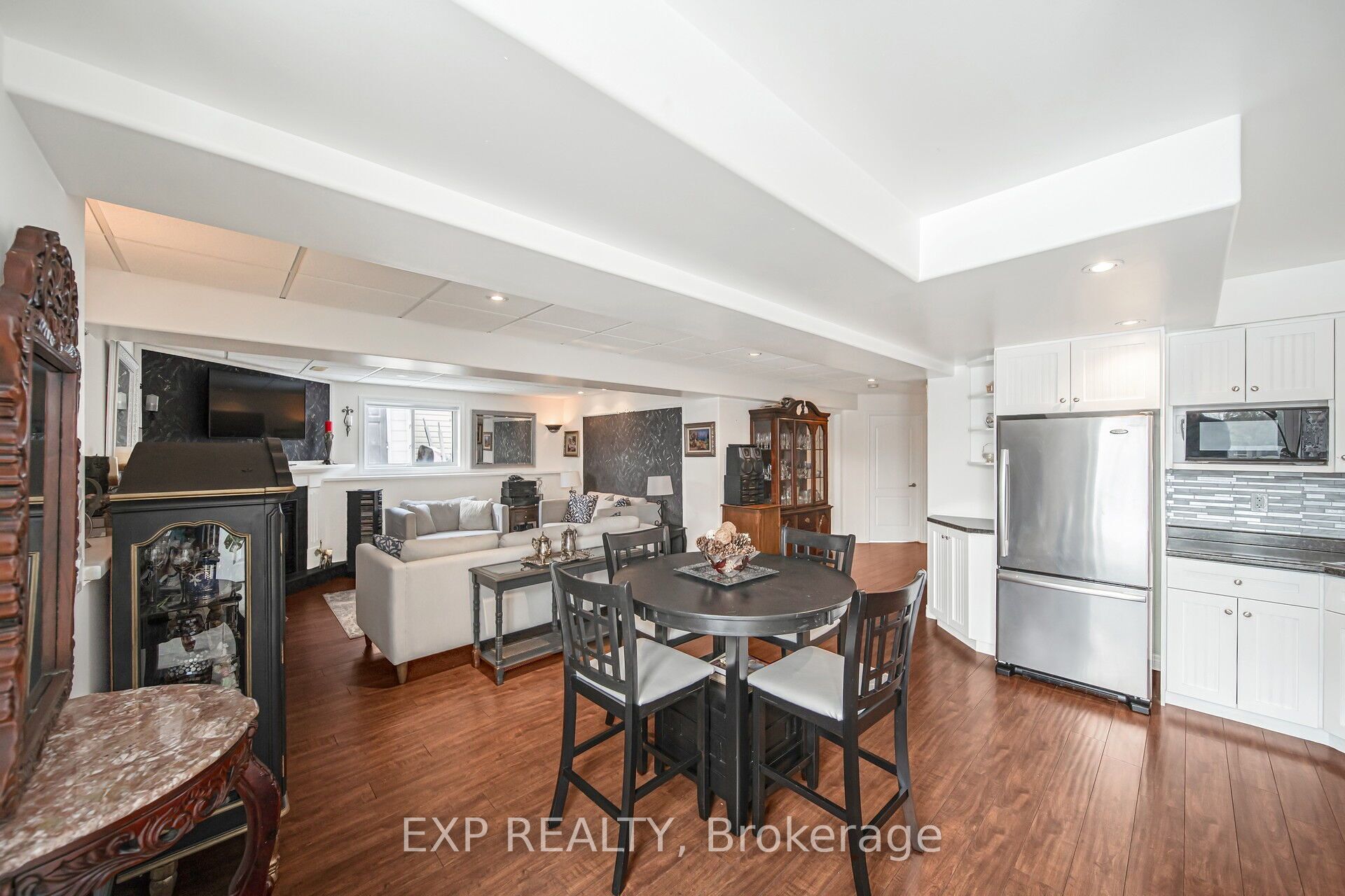 7 Lynbrook Lane Property Photo 17