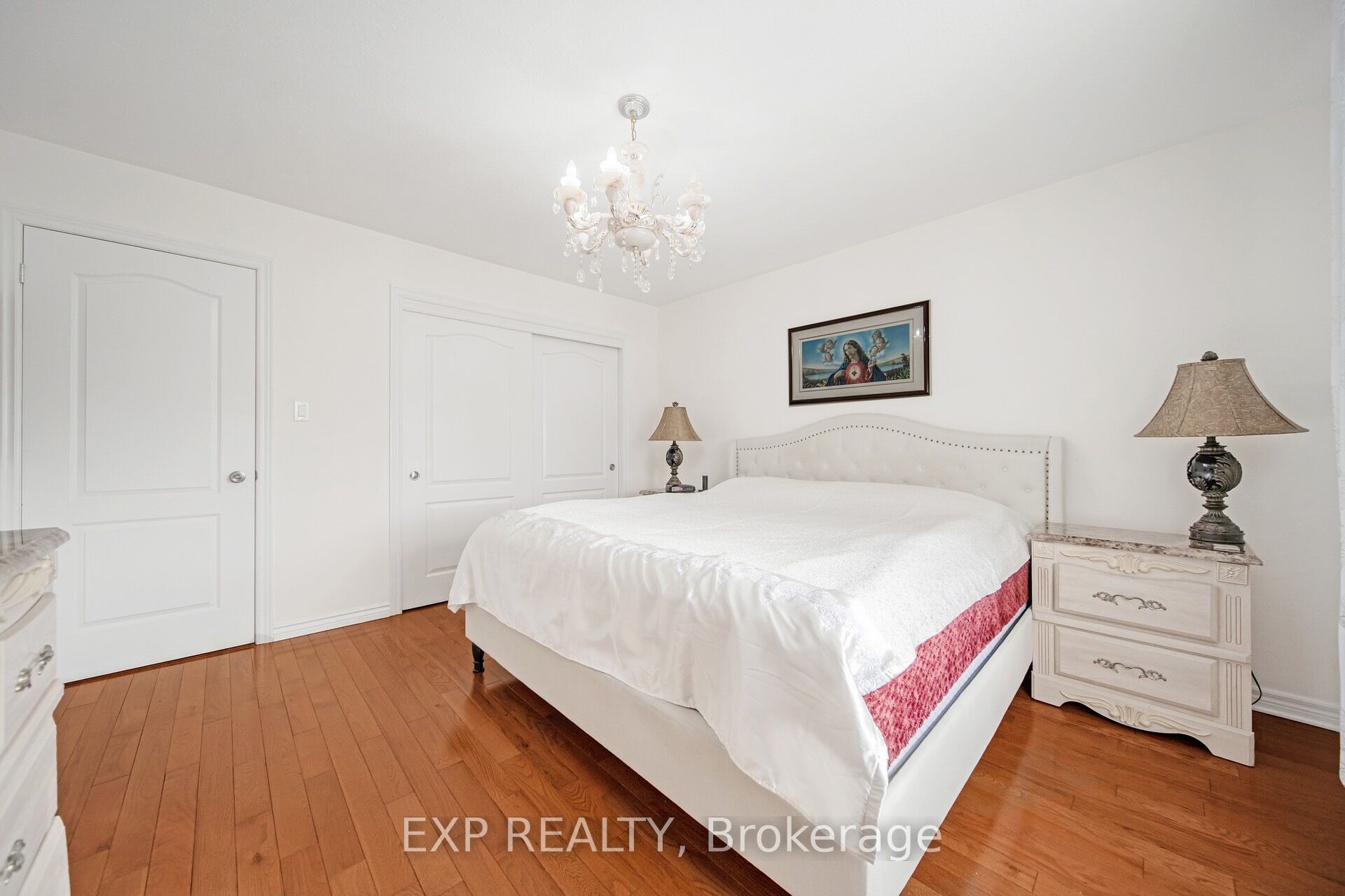 7 Lynbrook Lane Property Photo 41