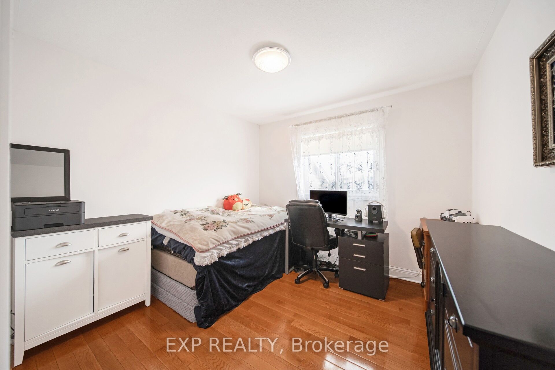7 Lynbrook Lane Property Photo 44