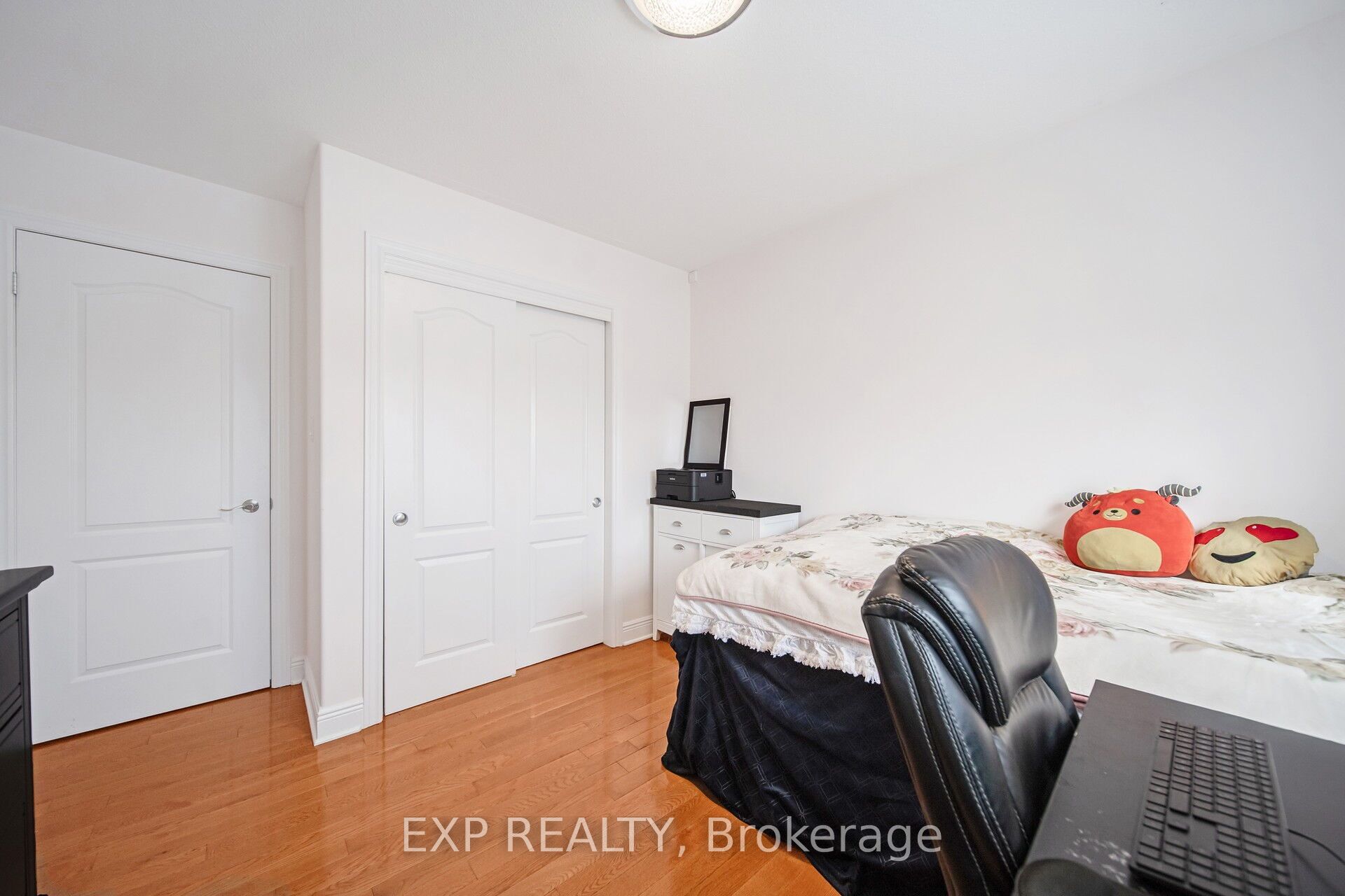 7 Lynbrook Lane Property Photo 45