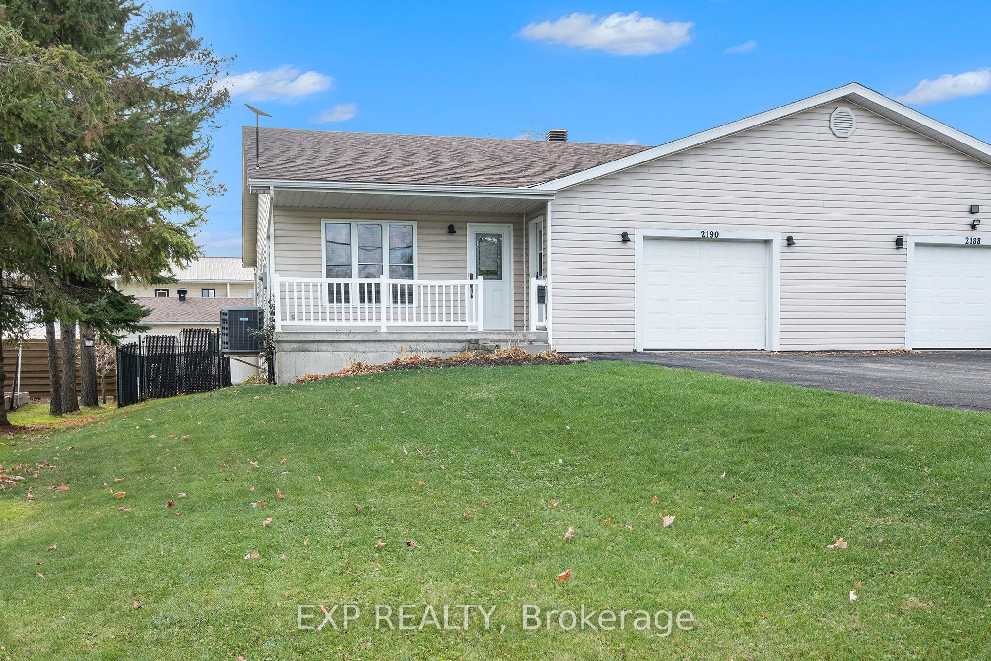 2190 Valley Street Property Photo 2