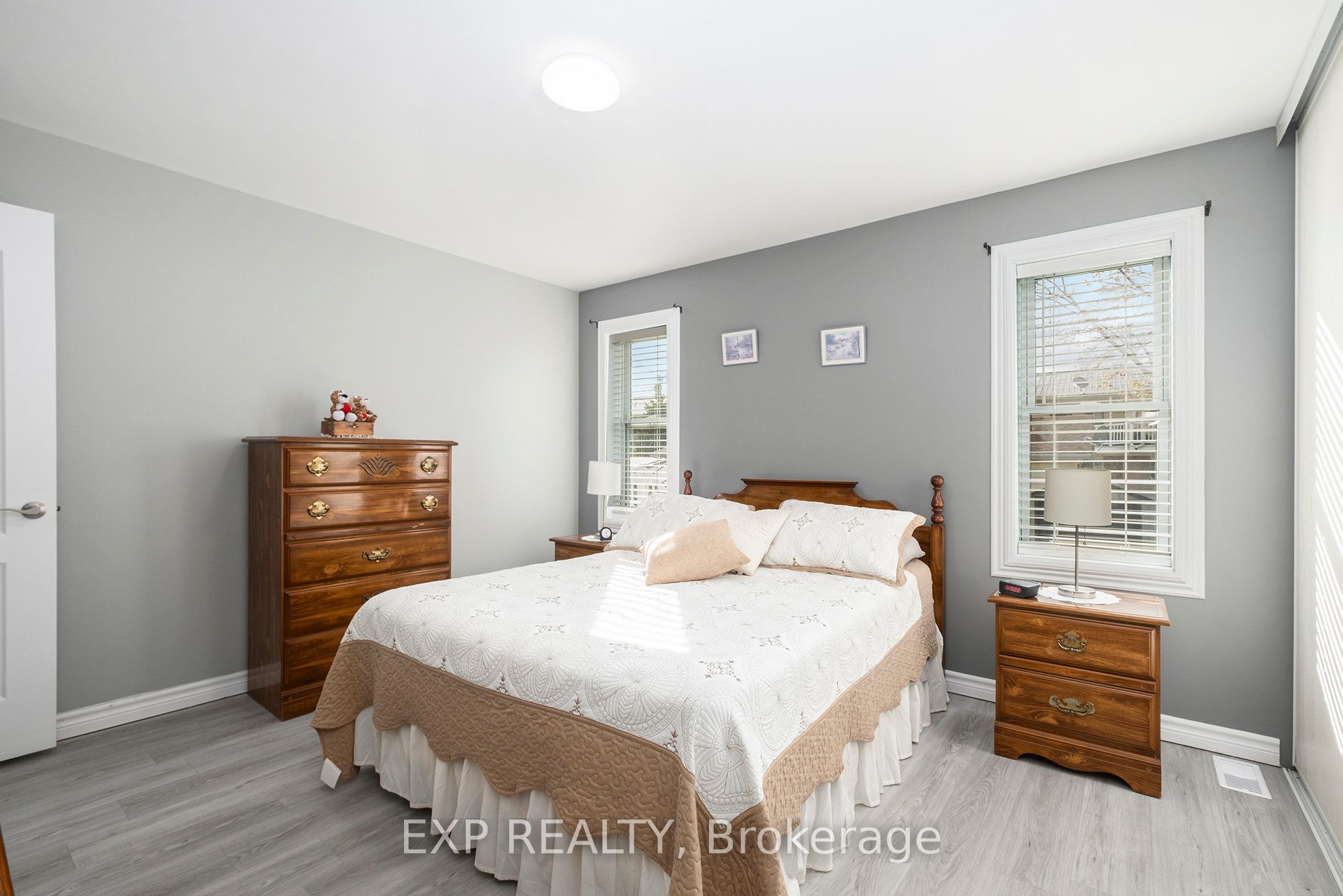 2190 Valley Street Property Photo 16