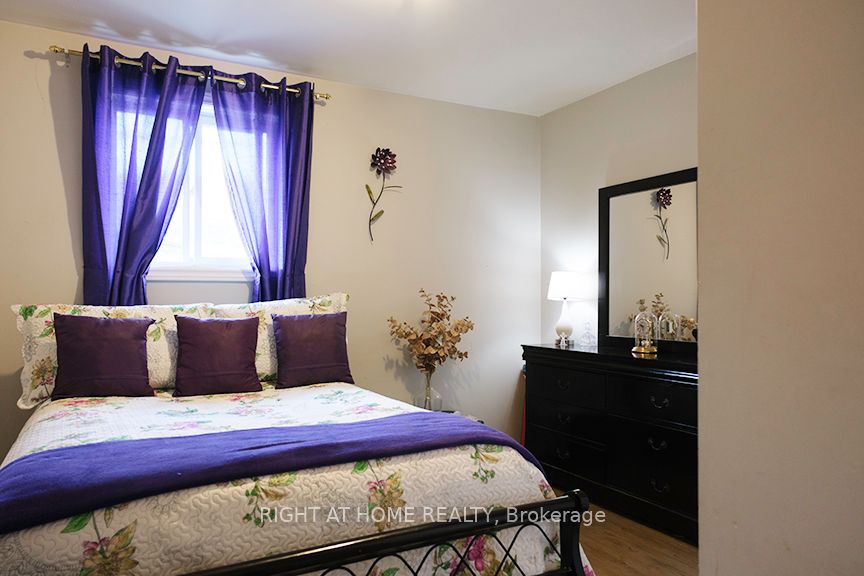 52 Madawaska Street Property Photo 15