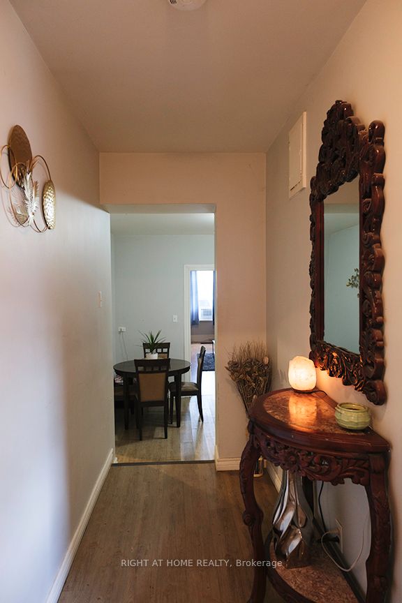 52 Madawaska Street Property Photo 17