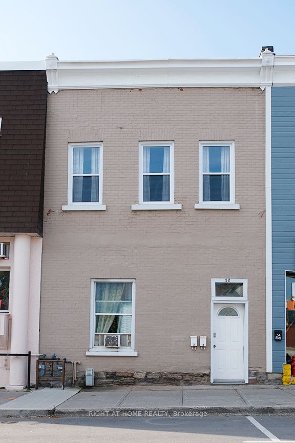 52 Madawaska Street Property Photo 20
