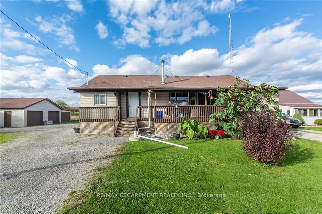 1199 Lakeshore Road Property Photo 2