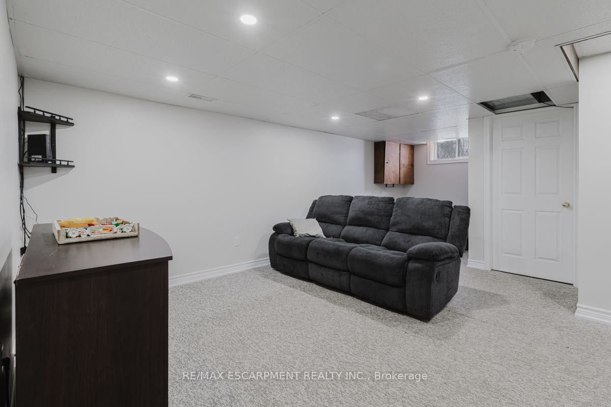 1199 Lakeshore Road Property Photo 17