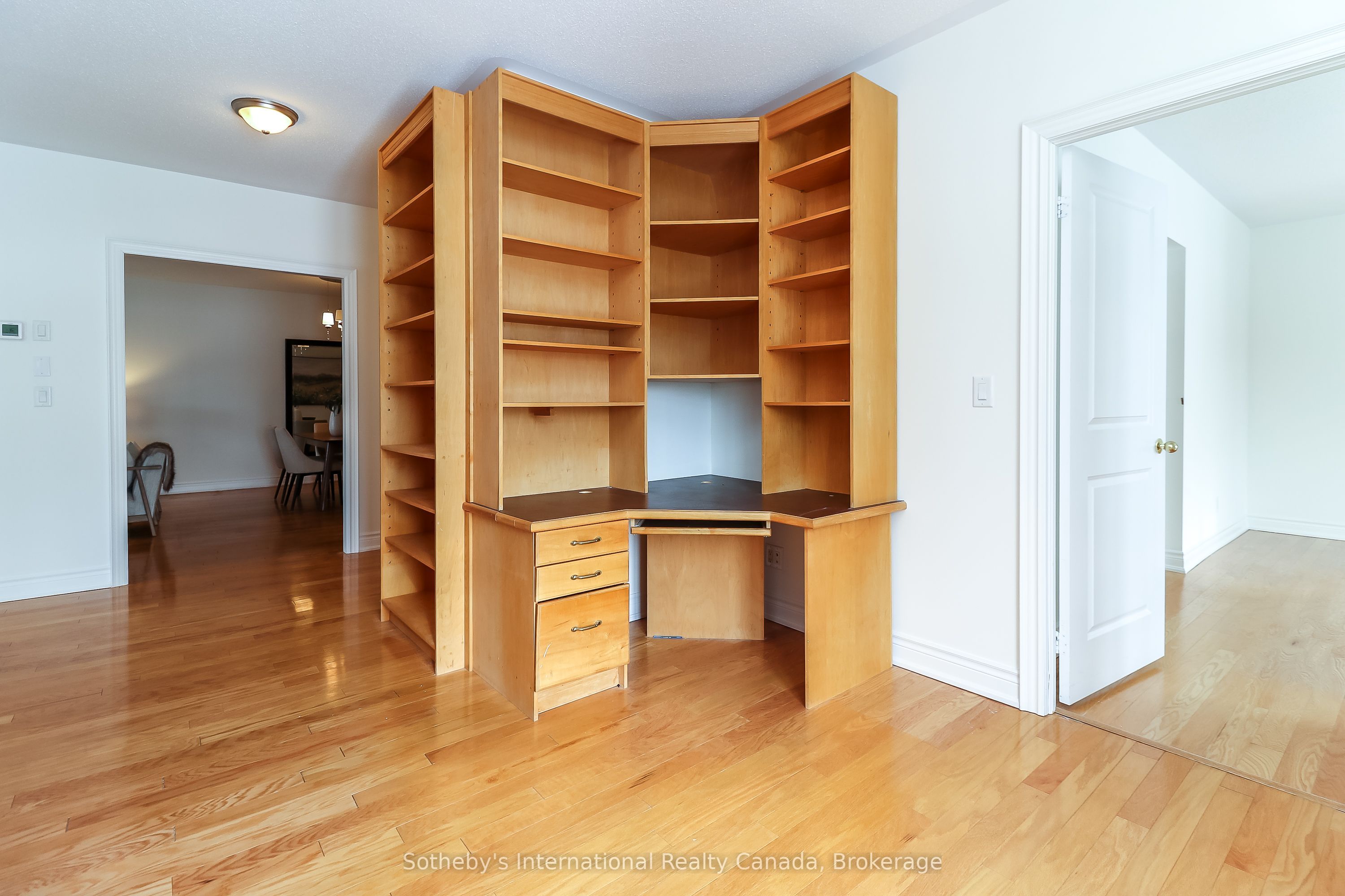 #308 - 25 Beaver Street Property Photo 21