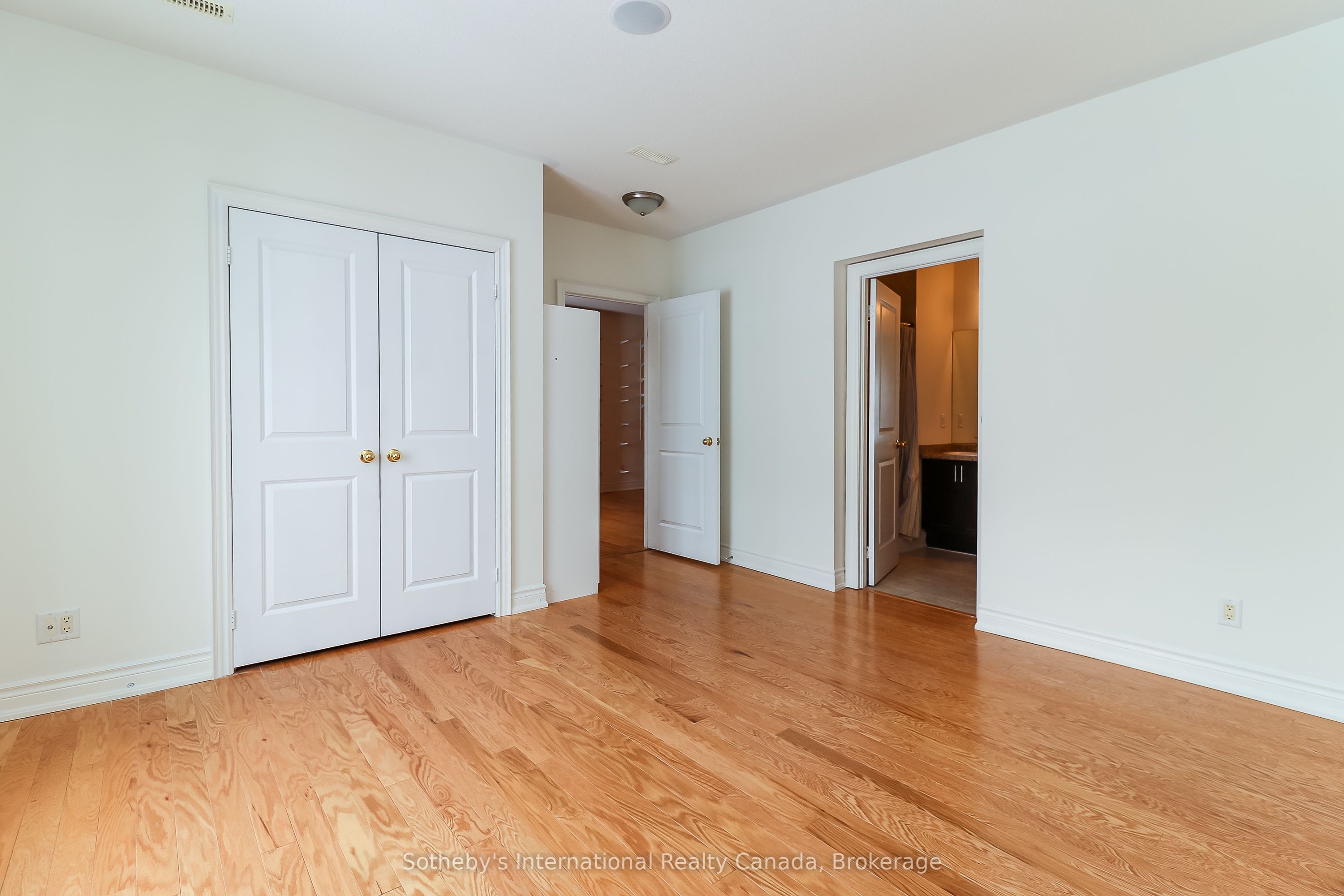 #308 - 25 Beaver Street Property Photo 23