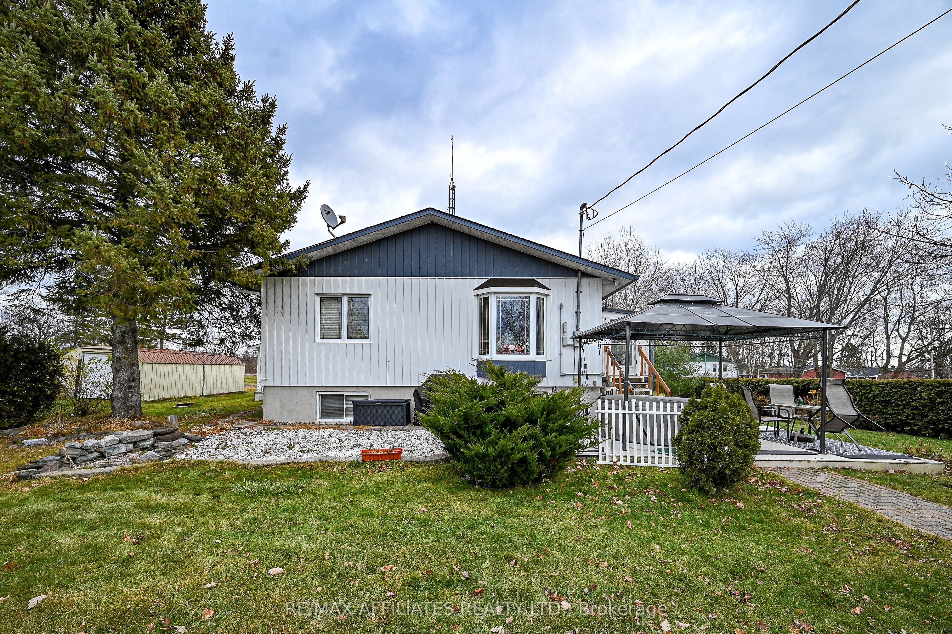 91 Levac Street Property Photo