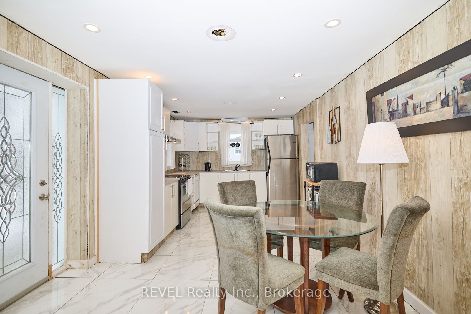 3252 Young Avenue Property Photo 11