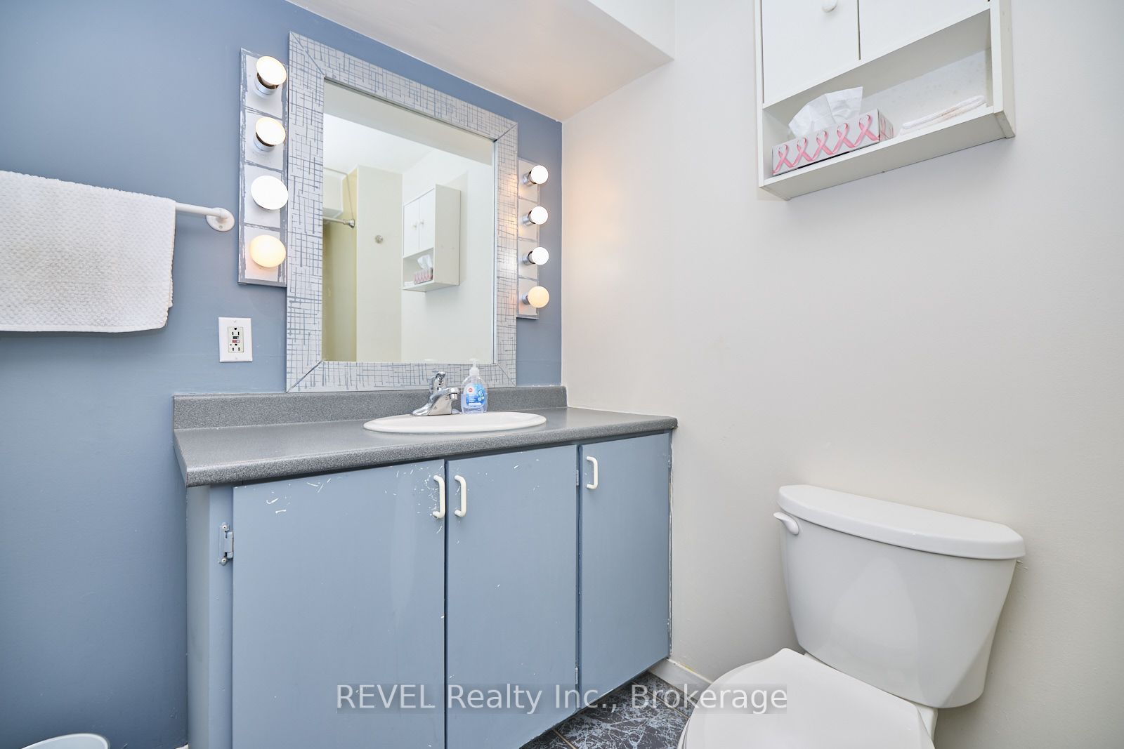 3252 Young Avenue Property Photo 18